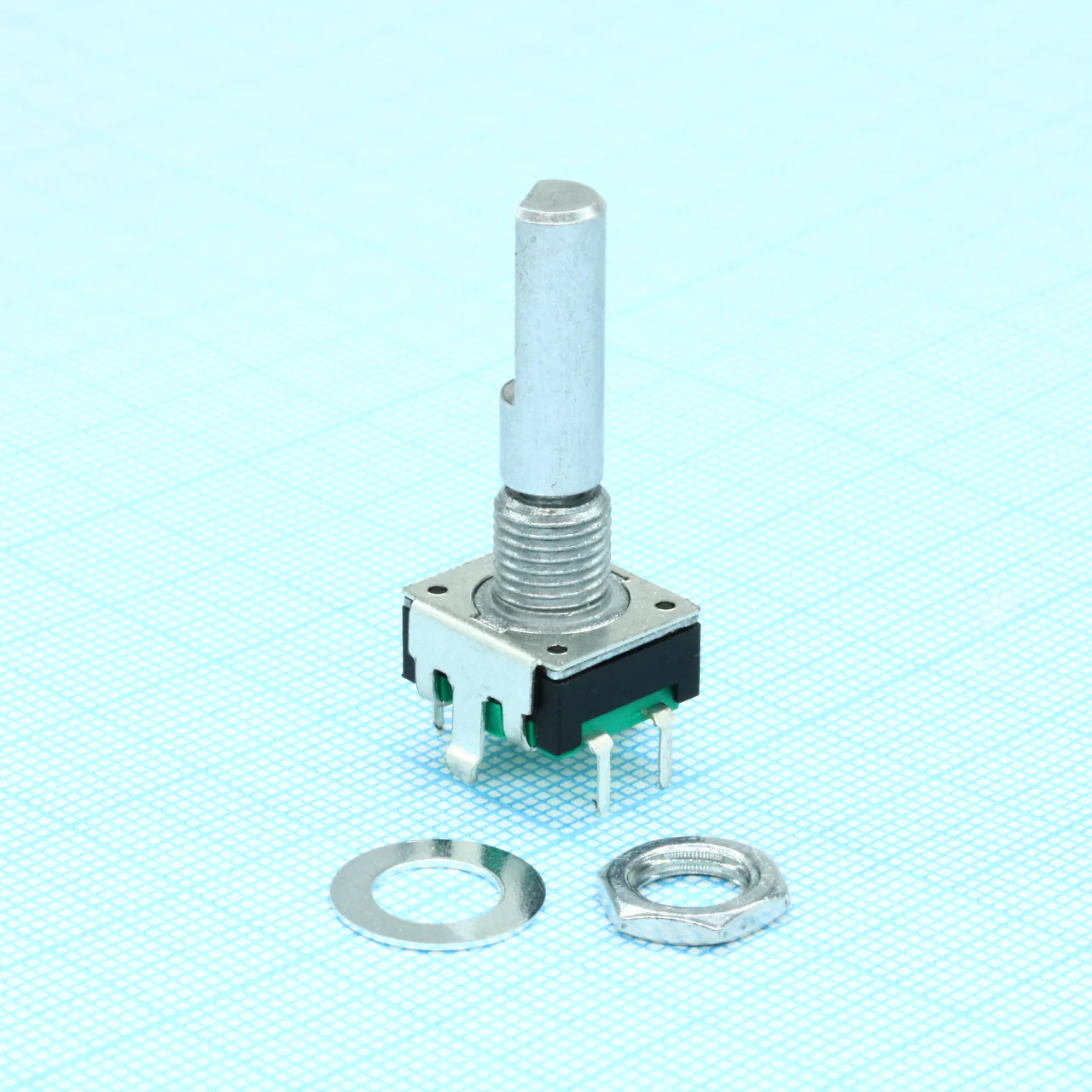 PEC11R-4225F-S0024 - Энкодер PEC11, 24 щелчка, 24 импульса, металлический вал с лыской 25мм, с кнопкой, горизонтальные выводы,крепление на гайку 7мм