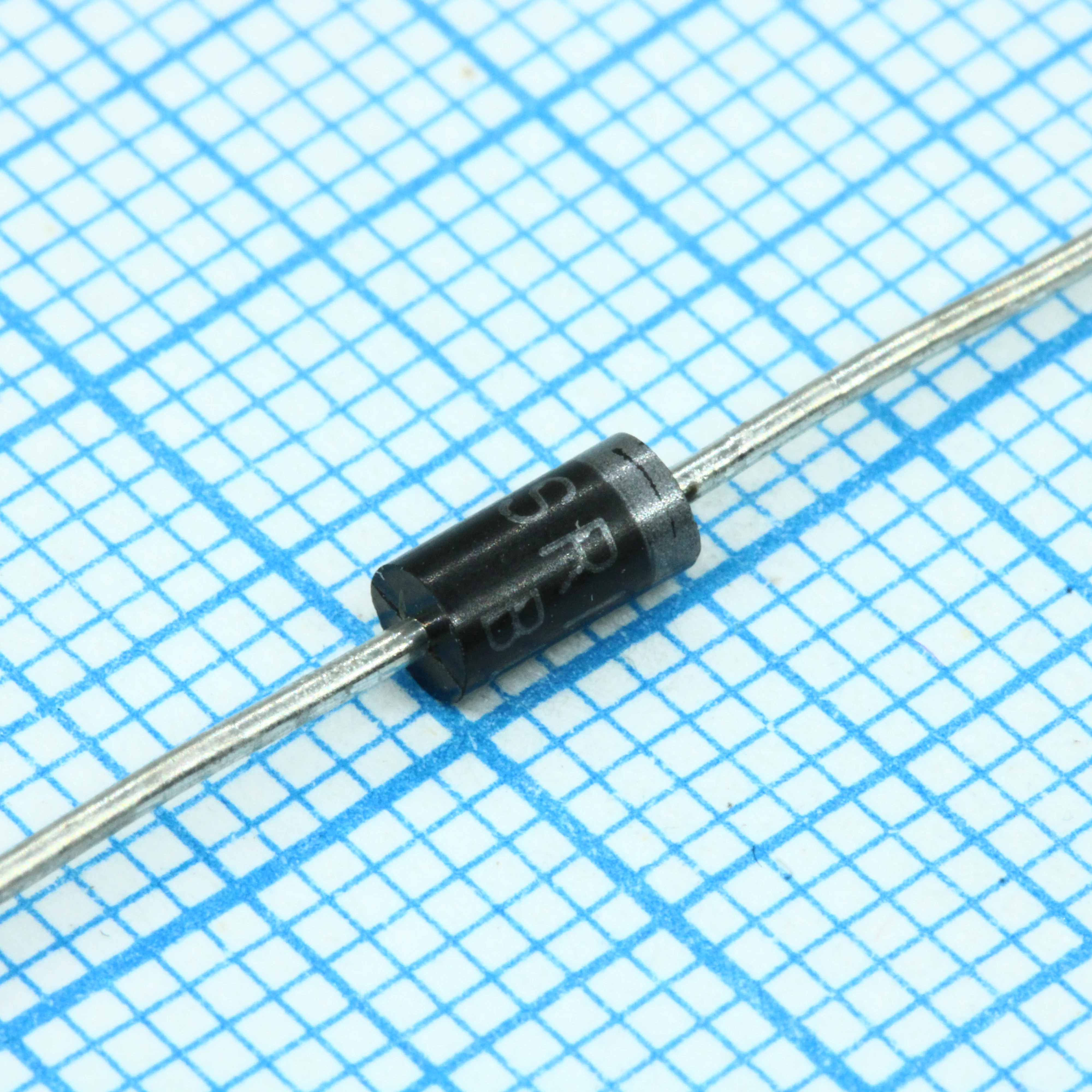 SR160 - Диод Шоттки  60V 1 А 0.7V