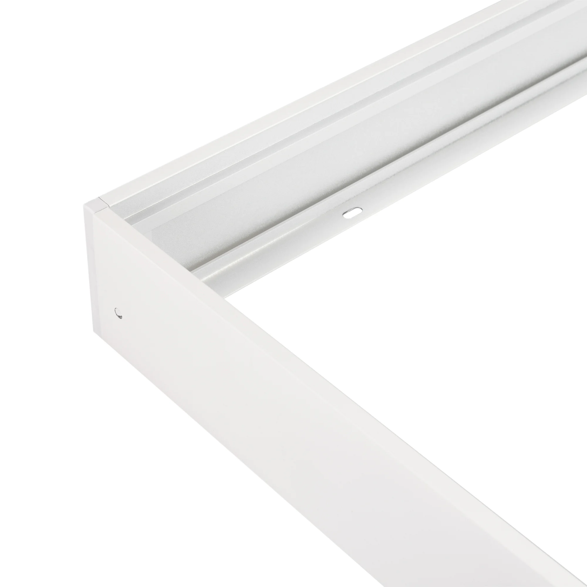 Набор SX6060T White 032970 - Белая рамка для накладной установки панелей 600х600х30 на потолок или стены. Корпус - алюминий. Поставляется в разобранном виде. Размеры ДxШxВ 600x600x68мм.