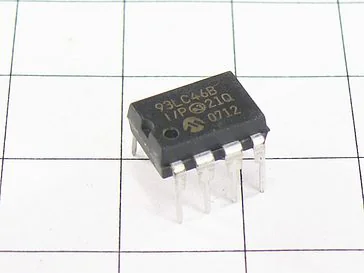 Микросхема 93LC46B-I/P