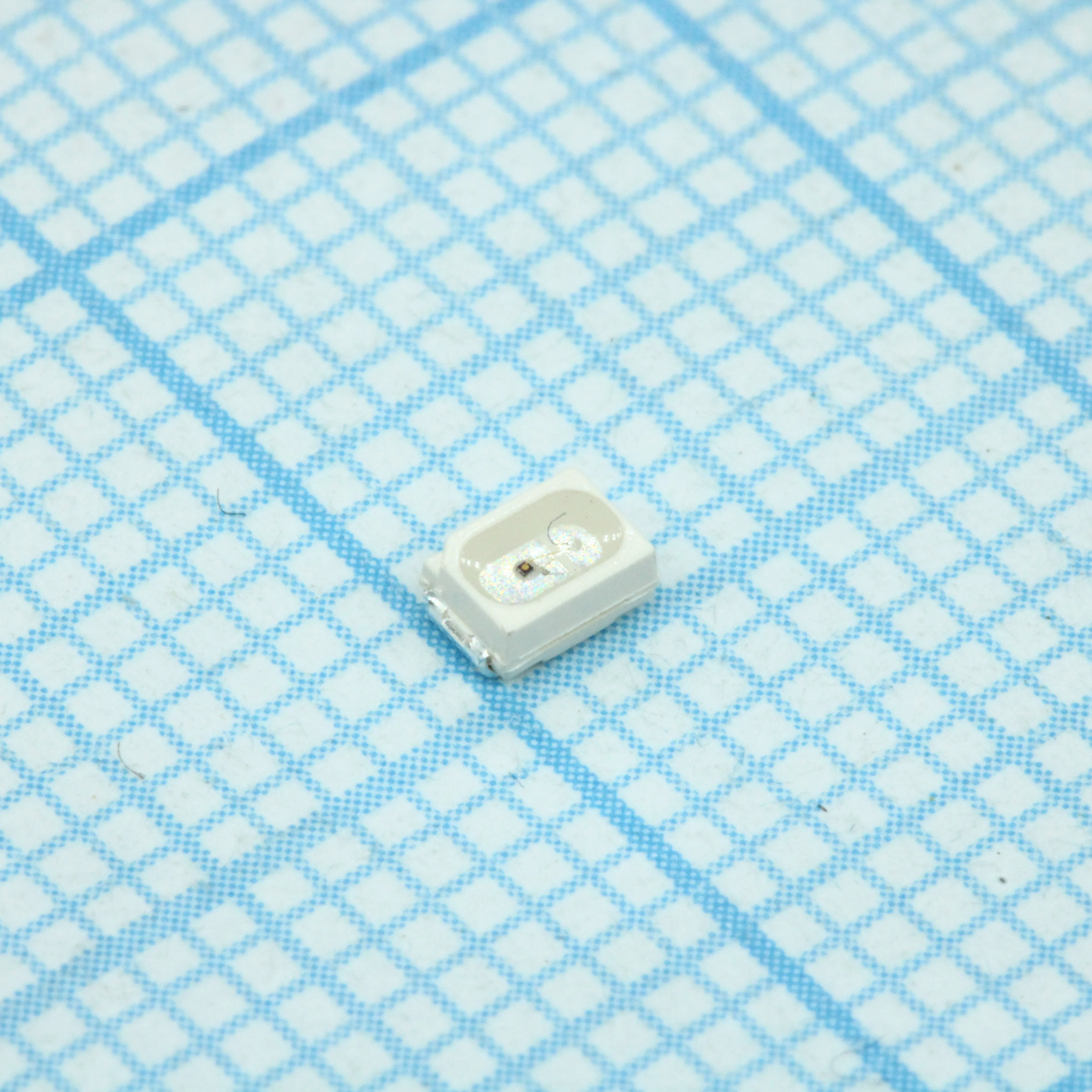 KA-3021CGSK - Светодиод smd 3х2мм/зеленый/570нм/40-80мкд/прозрачный/120°