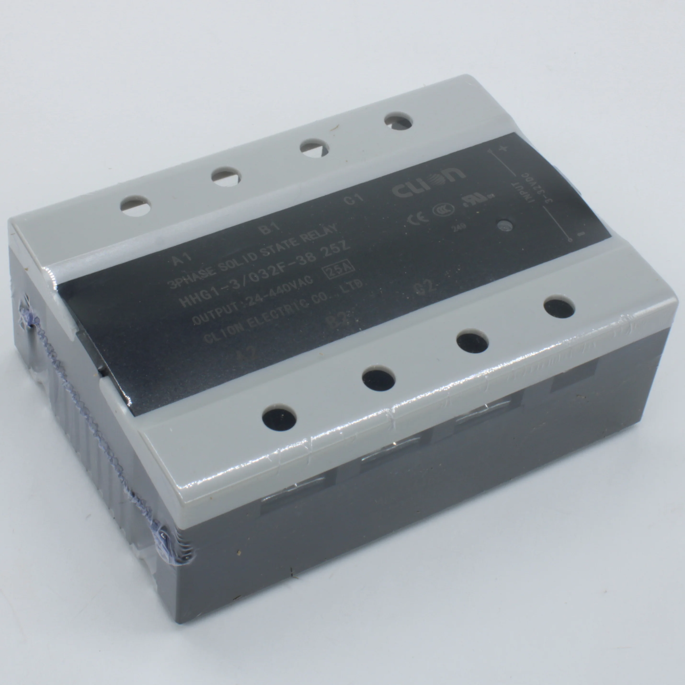 HHG1-3/032F-38-25Z - Реле 3-32VDC, 25A/440VAC (zero-cross) трехфазное