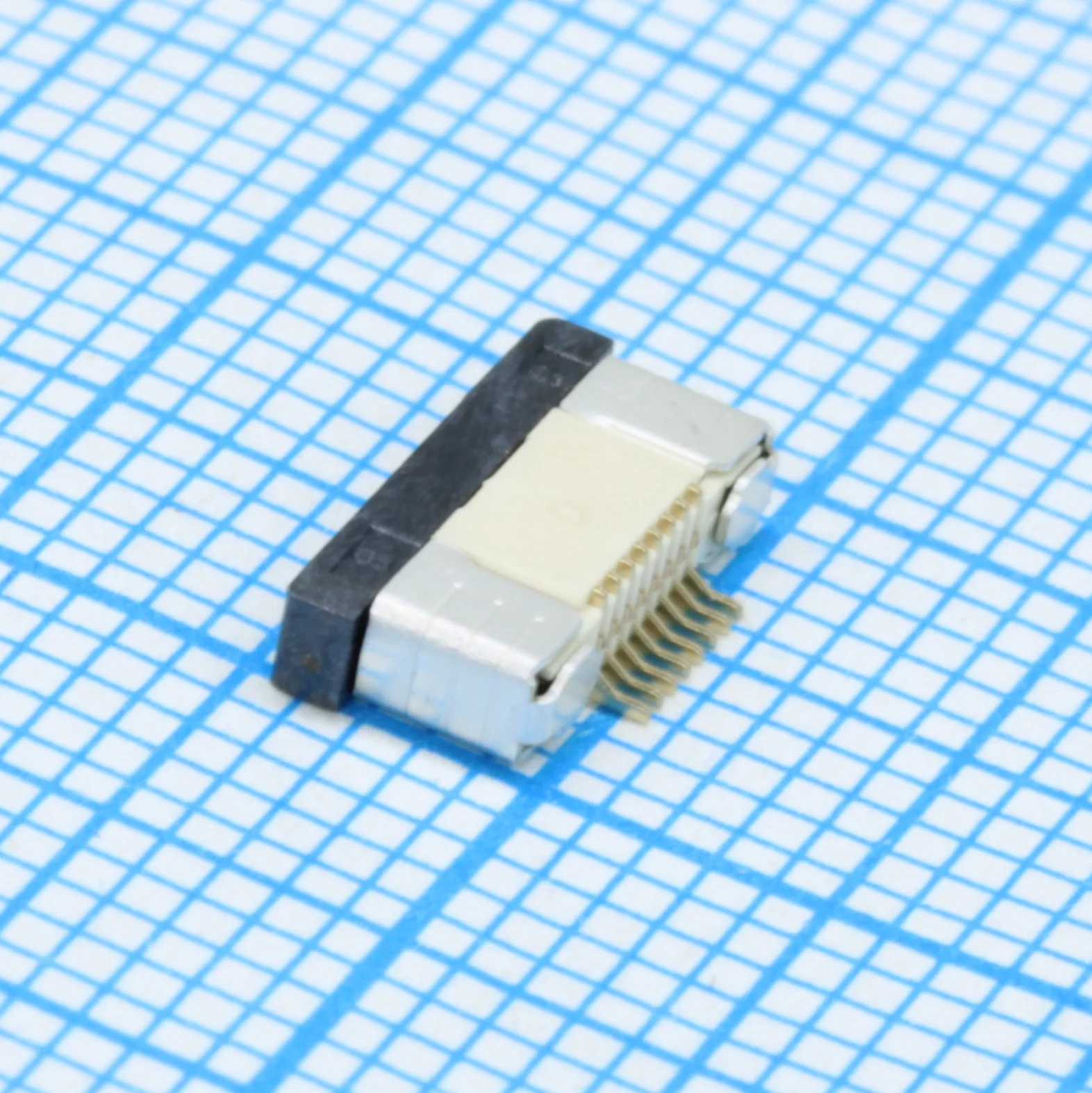 DS1020-09-08VB8A-R - FPC разъем для шлейфа на плату, поверхностный монтаж 8pin, шаг 0.5мм