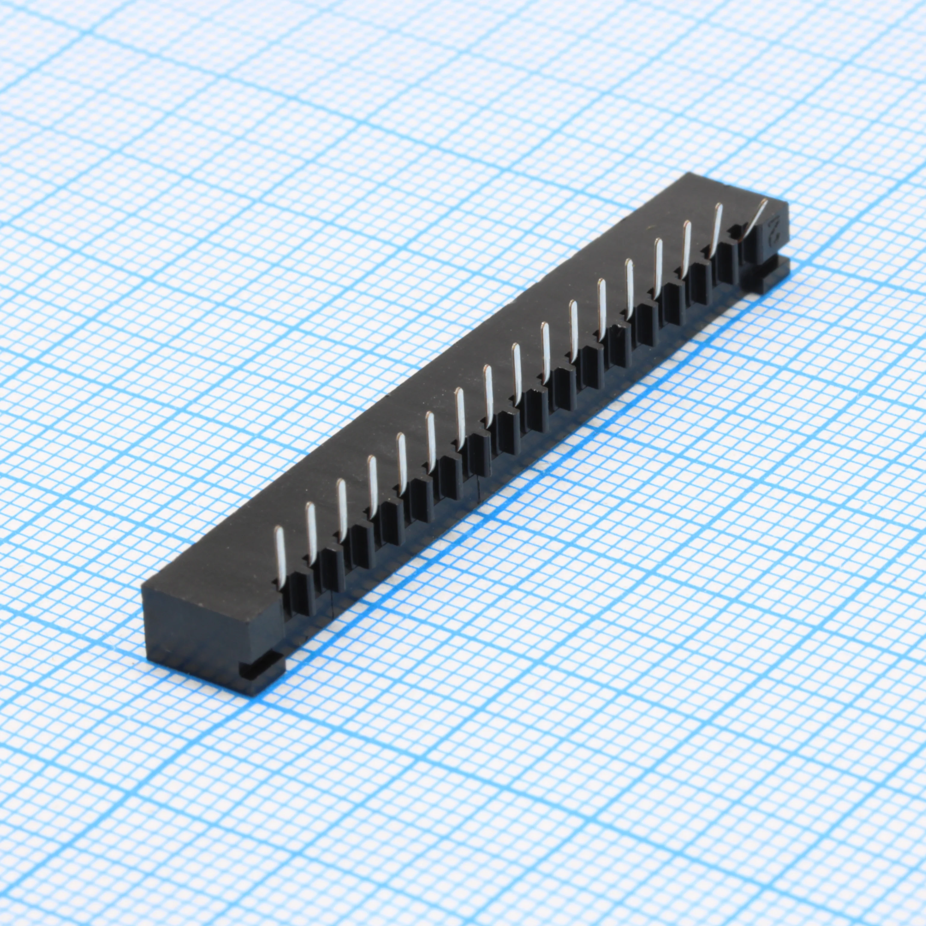 DS1020-17RT1D - FPC разъем для шлейфа на плату угловой 17pin, шаг 2.54мм