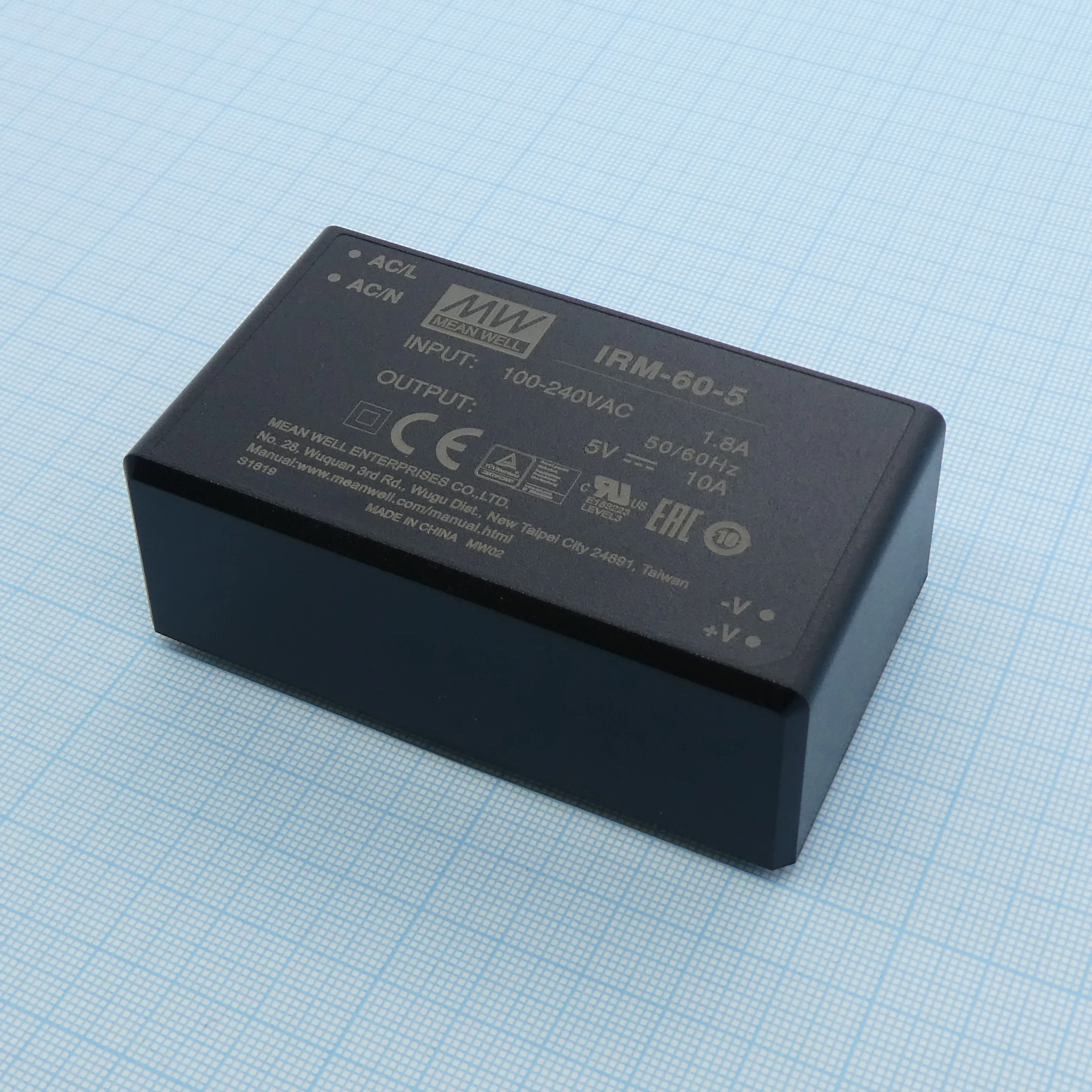 IRM-60-5 - AC-DC, 50Вт, вход 85...264В AC 47...440 Гц, выход 5В/10А, изоляция 3000В AC, в корпусе на плату 87x52x29.5мм, -30...+70°C