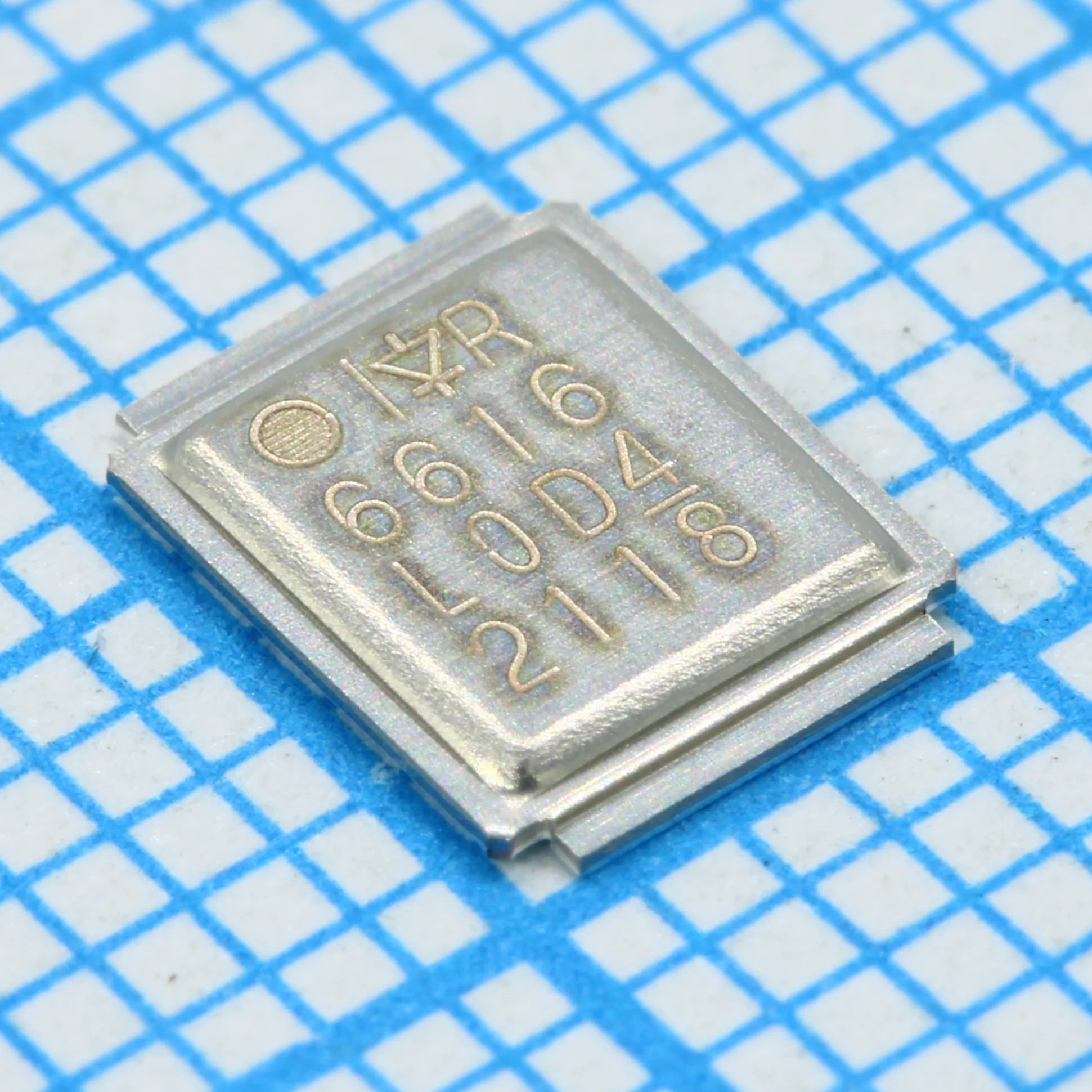 IRF6616TRPBF - Транзистор полевой MOSFET N-канальный 40В 19А 89Вт, 0.046 Ом