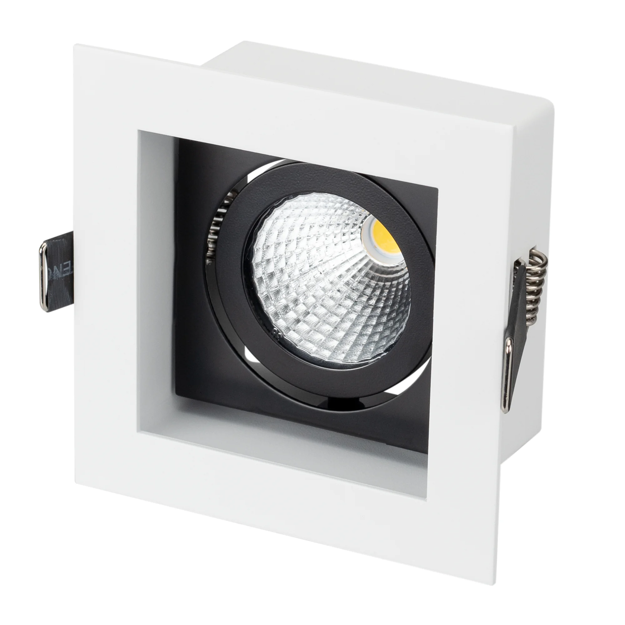 Светильник CL-KARDAN-S102x102-9W Warm (WH-BK, 38 deg) 024126 - Встраиваемый карданный светильник. Угол 38° / 9Вт / ТЕПЛЫЙ БЕЛЫЙ 3000K / 680лм, CRI>80. Корпус из белого алюминия с черными вставками. Питание AC180-240V, 9Вт, в комплекте драйвер 200mA 30-45V