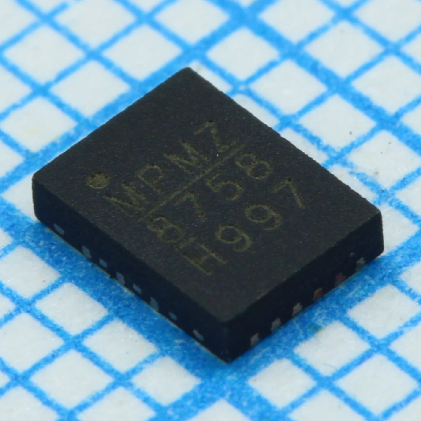 MP8758HGL-Z - Преобразователь постоянного тока высокоэффективный понижающий синхронный 22В 10А
