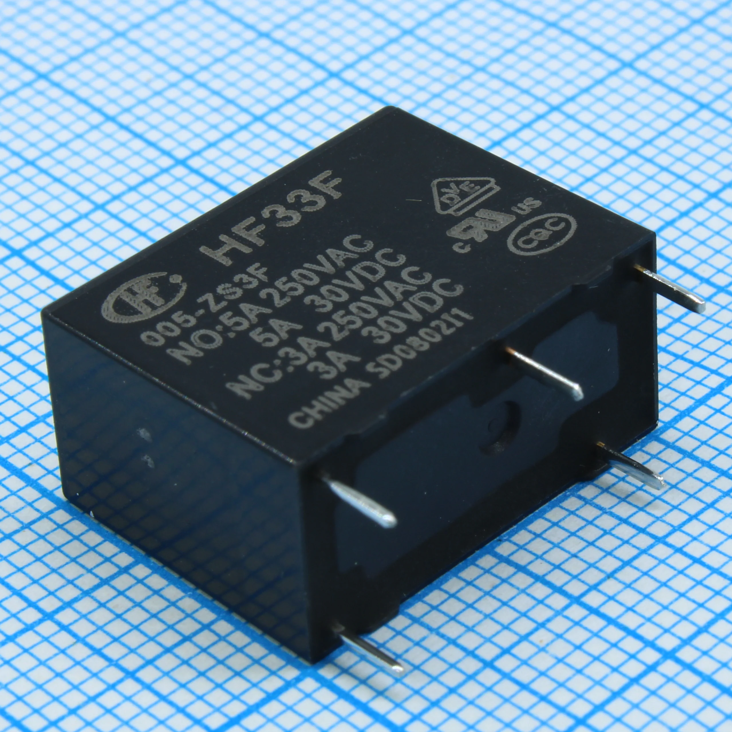 HF33F/005-ZS3F - силовое реле 5VDC