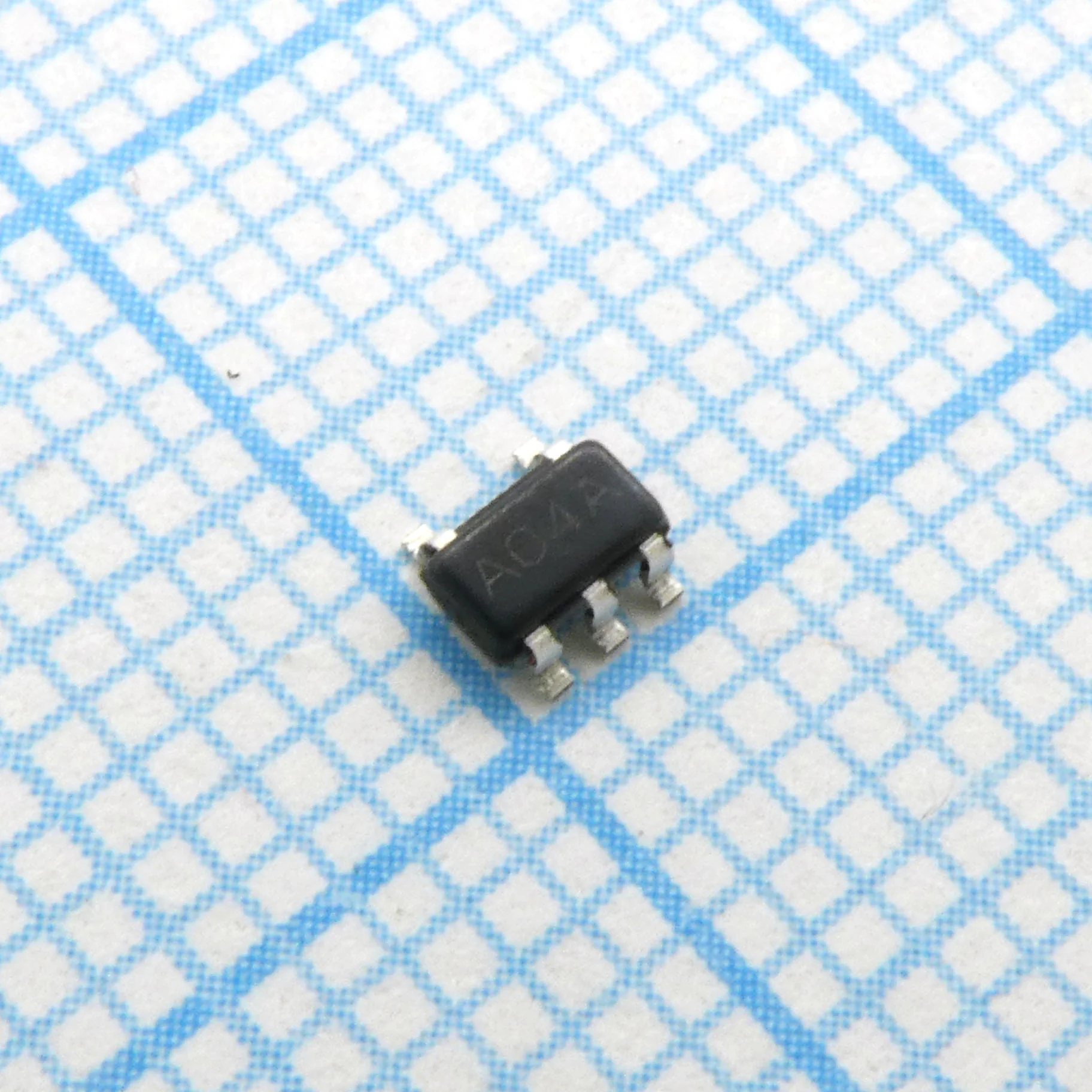 LM7301IM5/NOPB - Операционный усилитель, 4 МГц