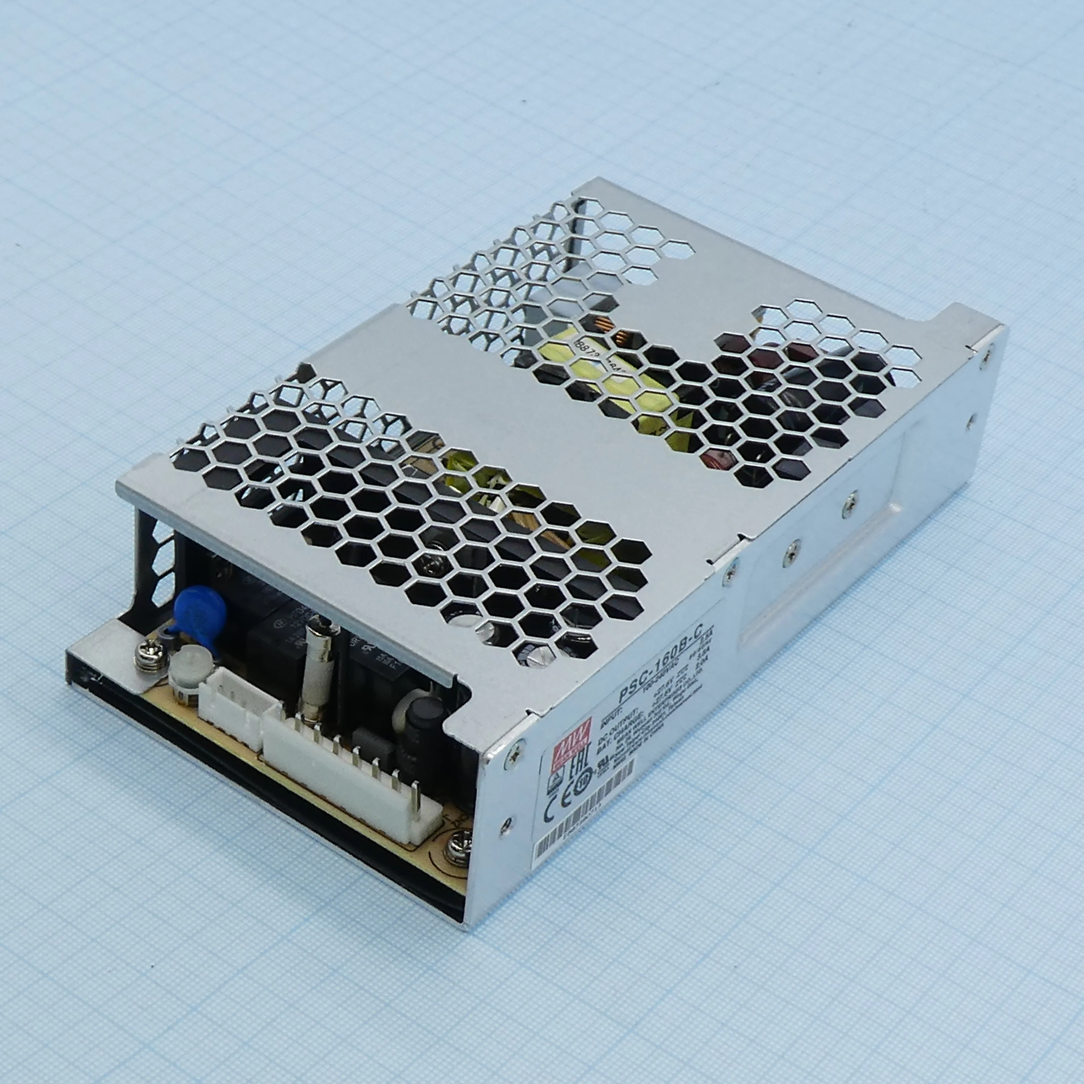 PSC-160B-C - AC-DC с функцией UPS, 160Вт, вход 90...264В АС/127...370В DC, выход1: 27.6В/0…5.8 (3.8 ном.) А, выход зарядного устройства 27.6В/2А, изоляция 3000В АС, в корпусе 155.4х85х37мм, -20...+70°С