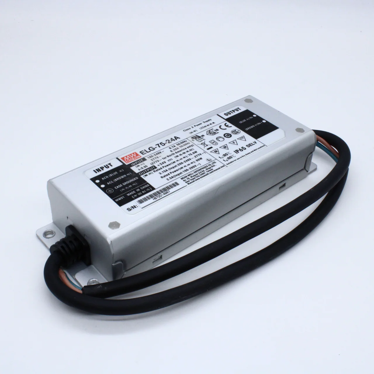 ELG-75-24A - AC-DC, 75.6Вт, IP65, вход 100…305В AC, 47…63Гц/142…431В DC, ККМ, выход 12…24В/3.15А, изоляция 3750В AC, в кожухе 180х63х35,5мм, -40…+85°С (корпус), рег. выхода
