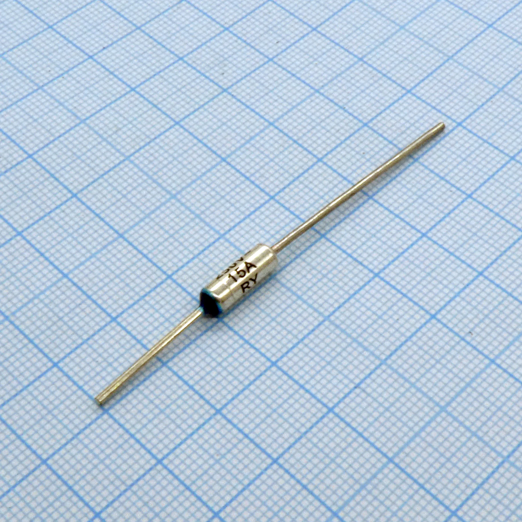 Therm.Fuse TZD-105°(15A) - Термопредохранитель аксиальный 105°(15A)
