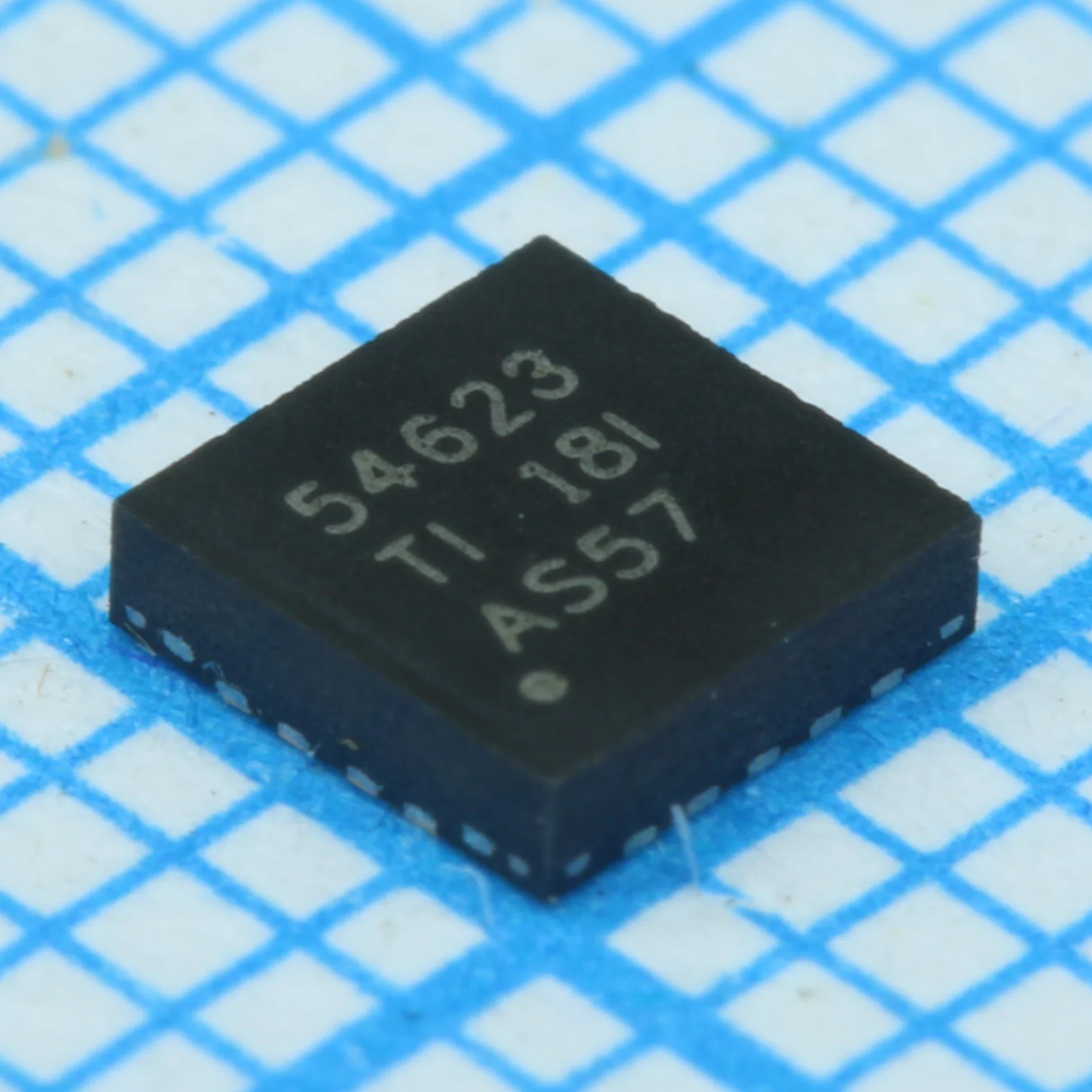 ADP1754ACPZ-1.1-R7 - Стабилизатор с низким падением напряжения 1.1В 1.2A 16LFCSP
