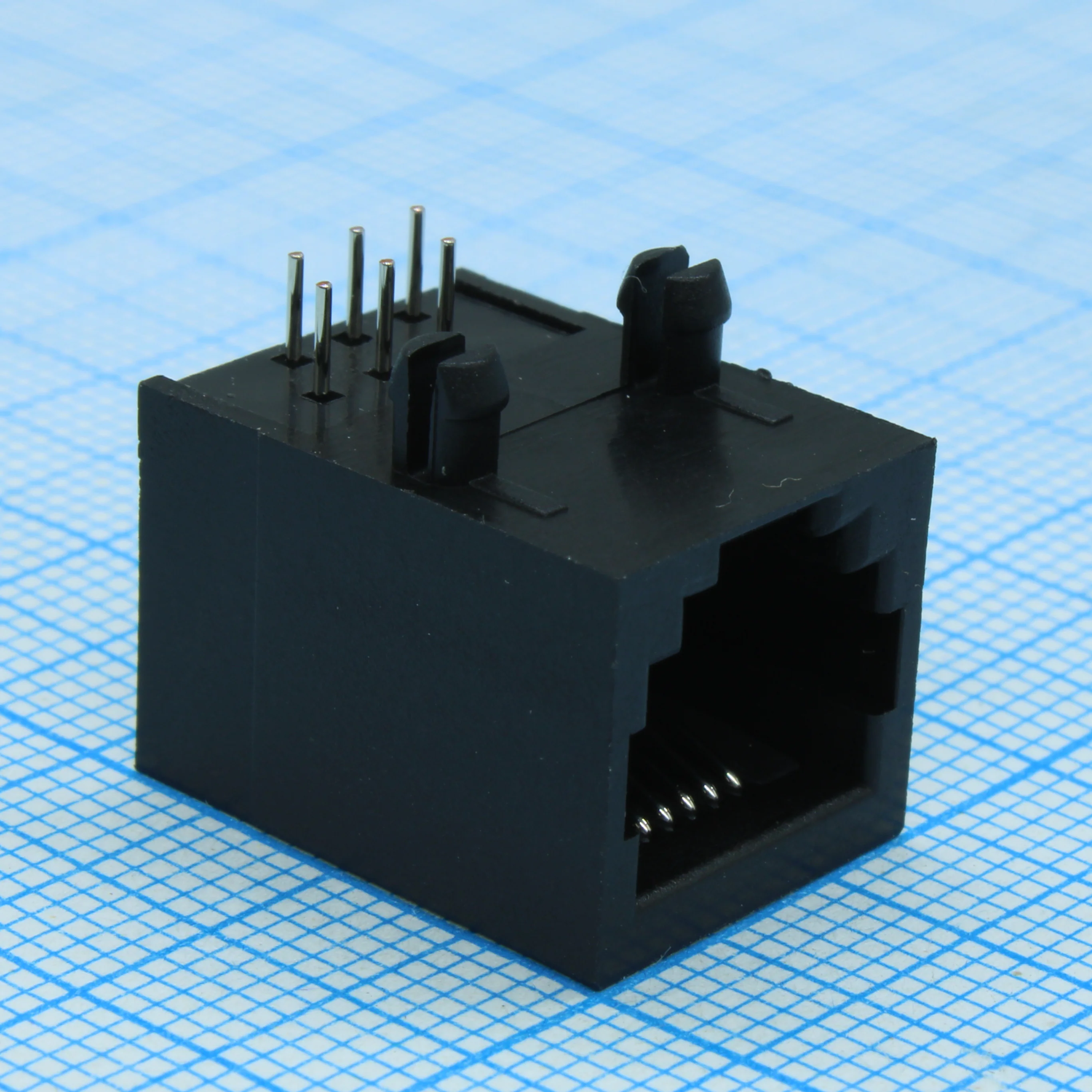 L-KLS12-302-6P6C-1-01 - Разъем на плату серия Jack 56, 6P6C, черный