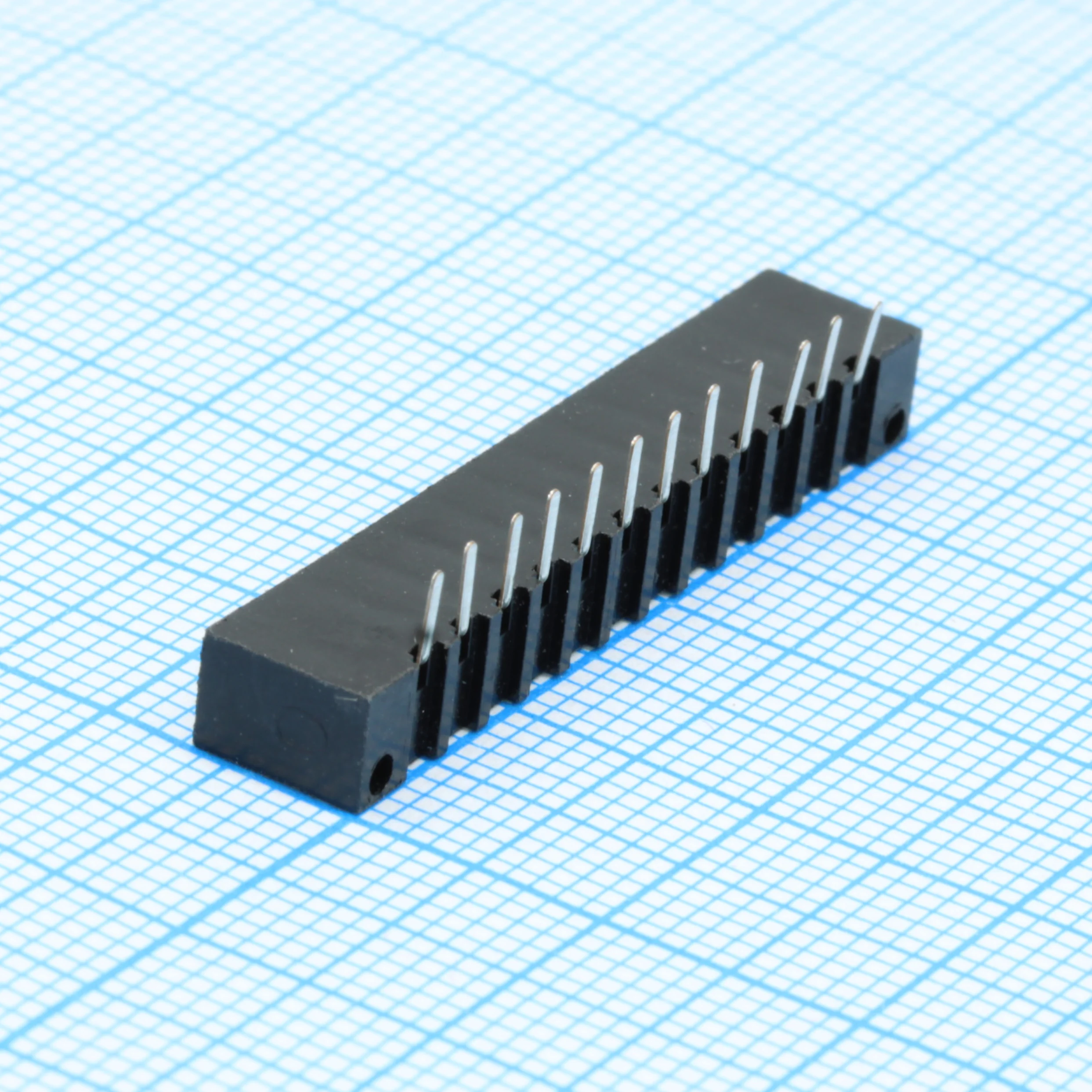 DS1020-12RT1D - FPC разъем для шлейфа на плату угловой 12pin, шаг 2.54мм