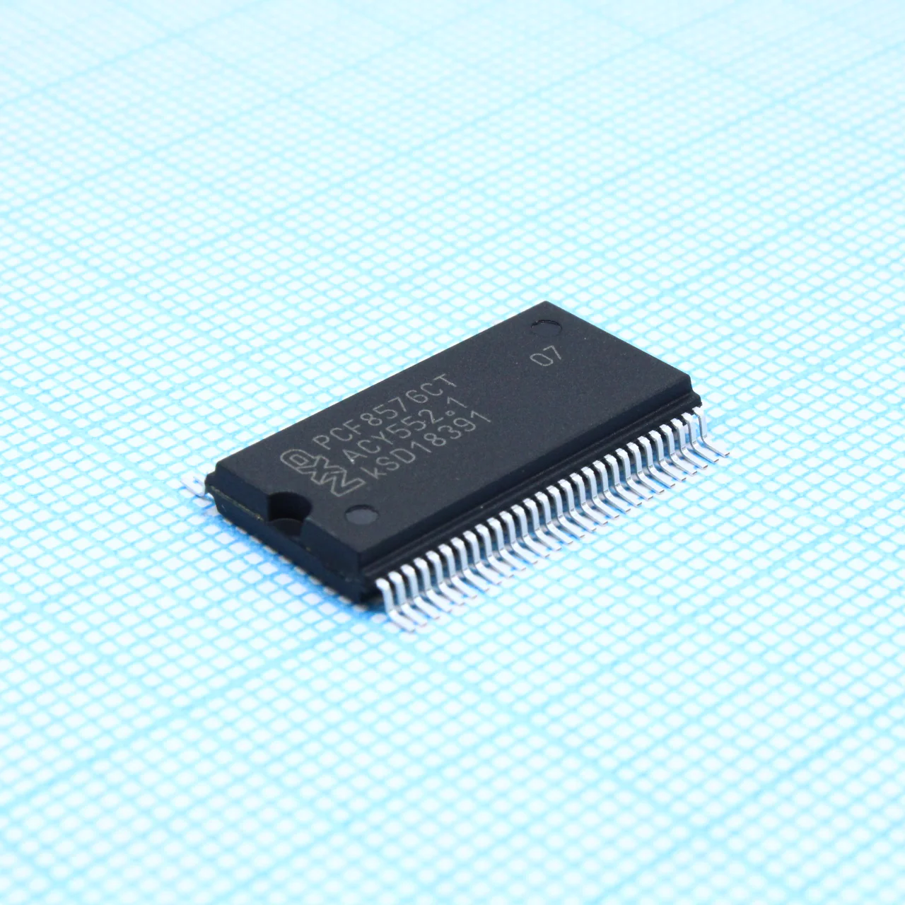 PCF8576CT/1,518 - Драйвер LCD дисплея универсальный 56VSOP