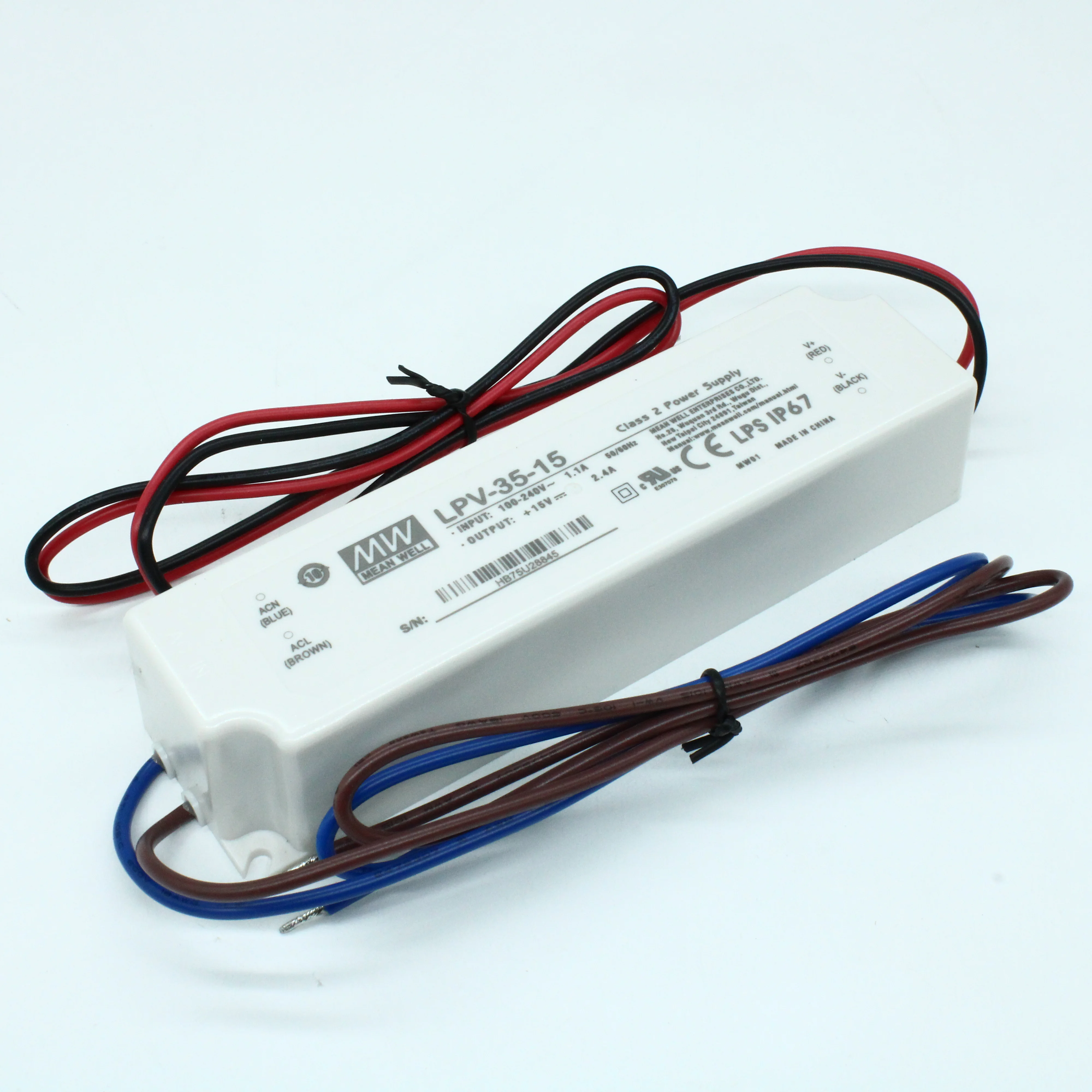 LPV-35-15 - AC-DC, 36Вт, IP67, вход 90…264В AC, выход 15В/2,4А, изоляция 3000В AC, в кожухе 148х40х30мм, -30…+75°С