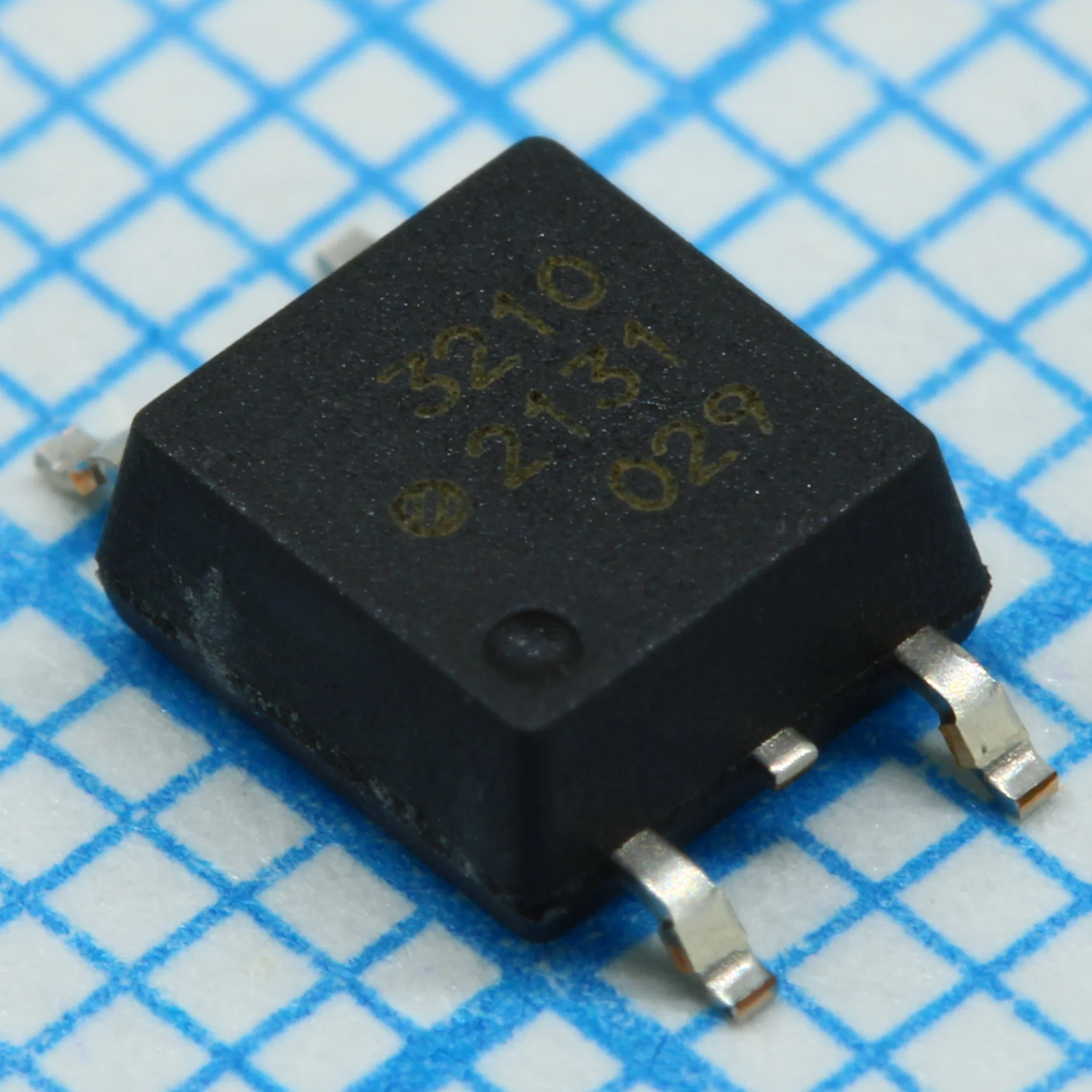 ASSR-3210-503E - Реле твердотельное вход постоянного тока 20мА 1.65В выход 0.2A 250В AC-DC 4Pin SOIC лента на катушке