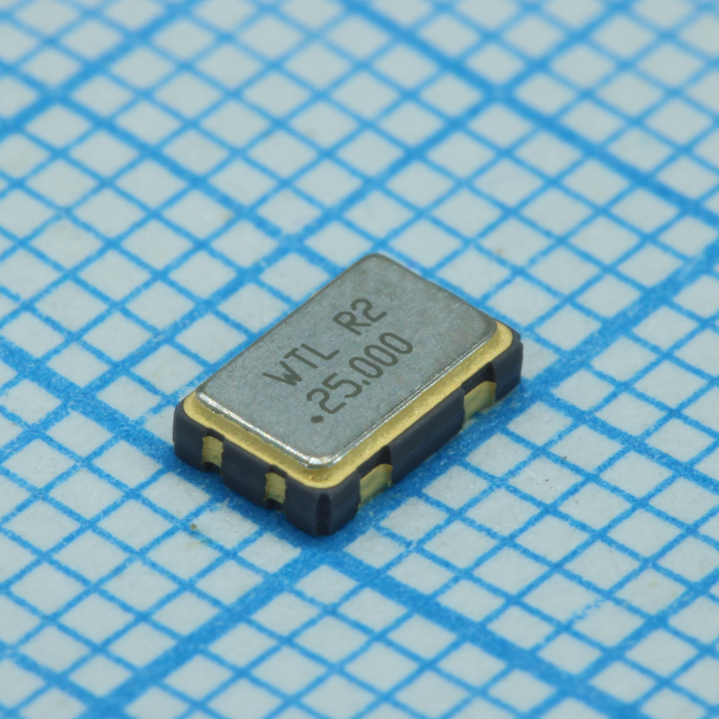 WTL5K85428FO - Кварцевый генератор 25 МГц для поверхностного монтажа