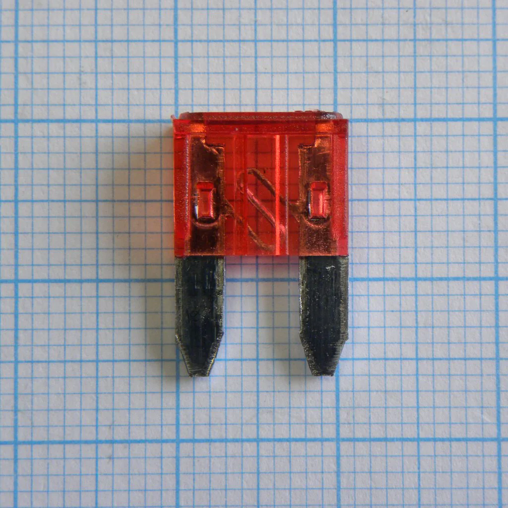 ZH269-010 - автопредохранитель mini