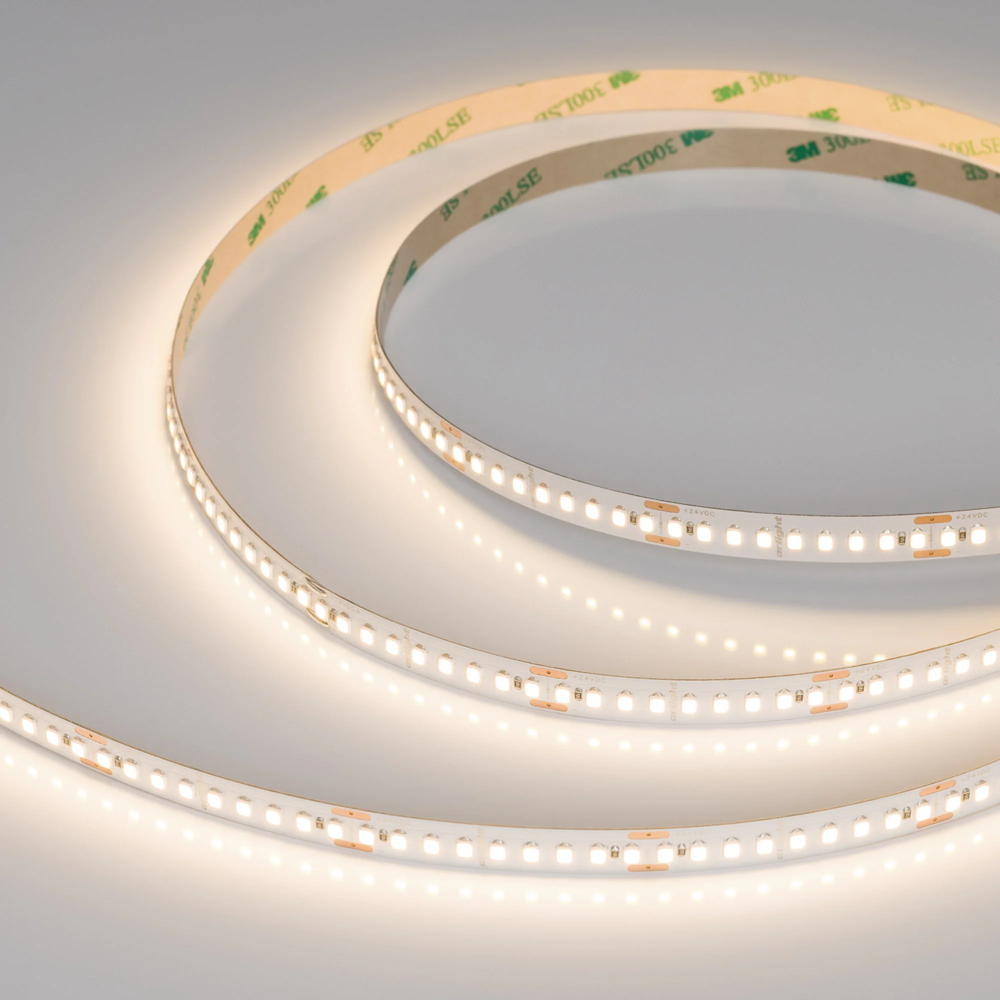 Лента UL-A180-10mm 24V Warm3000 (12 W/m, IP20, 5m) 044515 - Светодиодная лента UL-A180, открытая IP20. Светодиоды SMD 2835, 180 шт/м (900 шт на 5 м), белая плата, скотч 3M. Цвет ТЕПЛЫЙ 3000 K, цветопередача CRI>80, угол 120°. Питание 24 В, мощность 12 Вт/