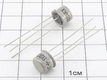 Тиристор КУ102Г