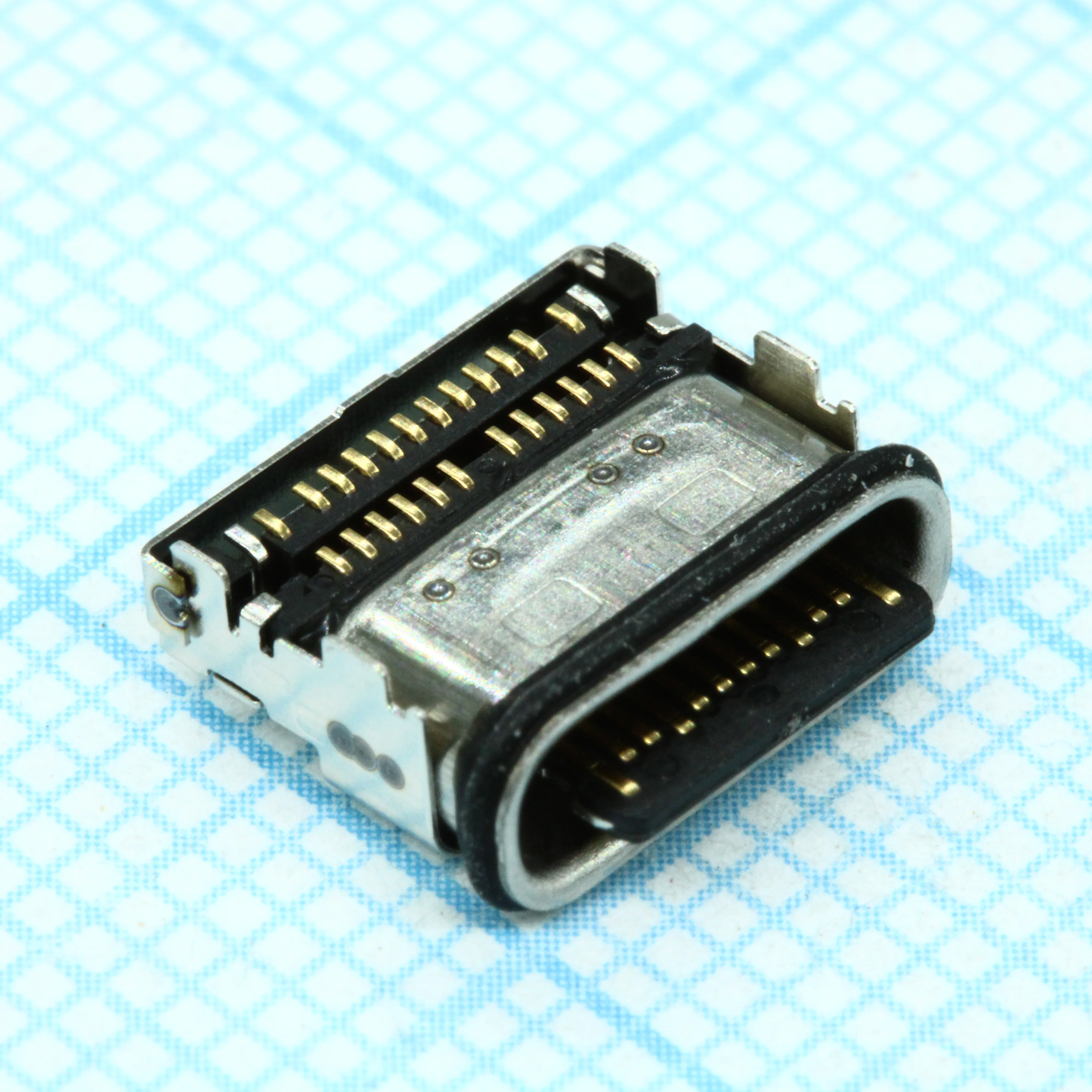 2305018-2 - Разъем USB тип С, угловой для поверхностного монтажа