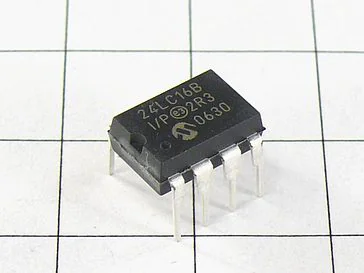 Микросхема 24LC16B-I/P