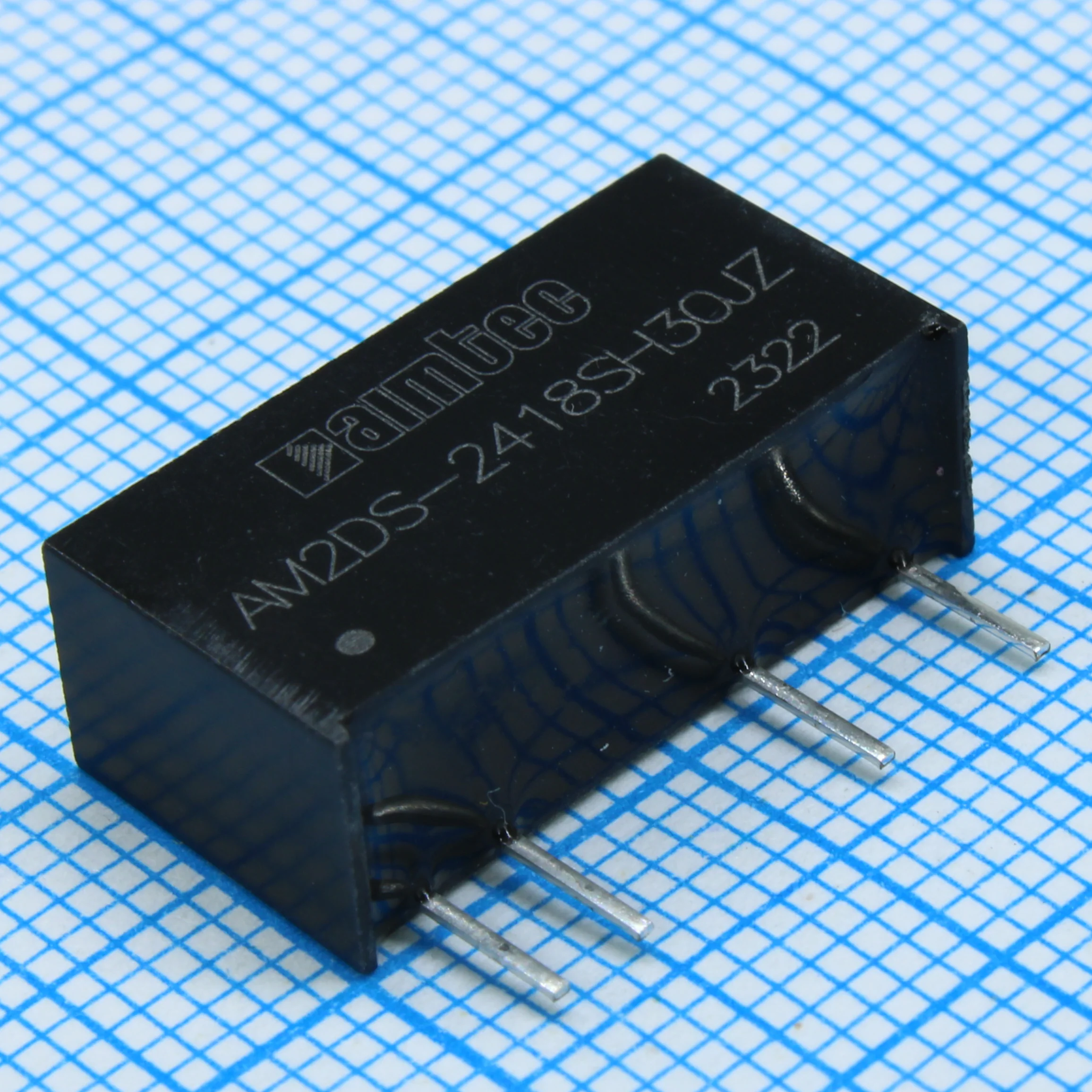 AM2DS-2418SH30JZ - DC/DC, 2Вт, вход 21.6…26.4В, выход 18В/0.011…0.111А, изоляция 3000В DC, КПД 86%, максимальная емкостная нагрузка не более 220мкФ, SIP7, 19.65x7.05x10.16мм, -40…105°C, пластик