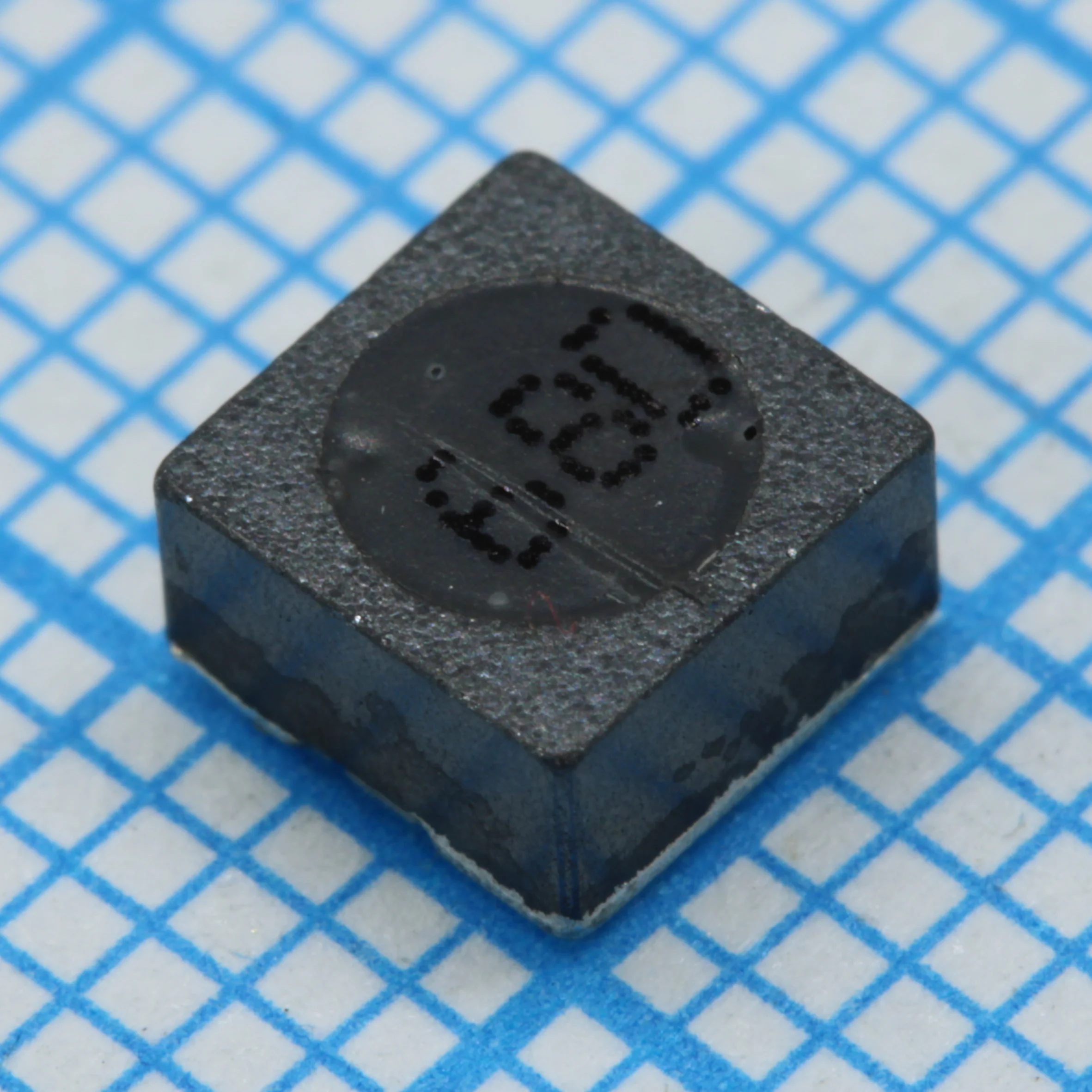 SRR4028-680Y - Катушки постоянной индуктивности 68uH 30% SMD 4028