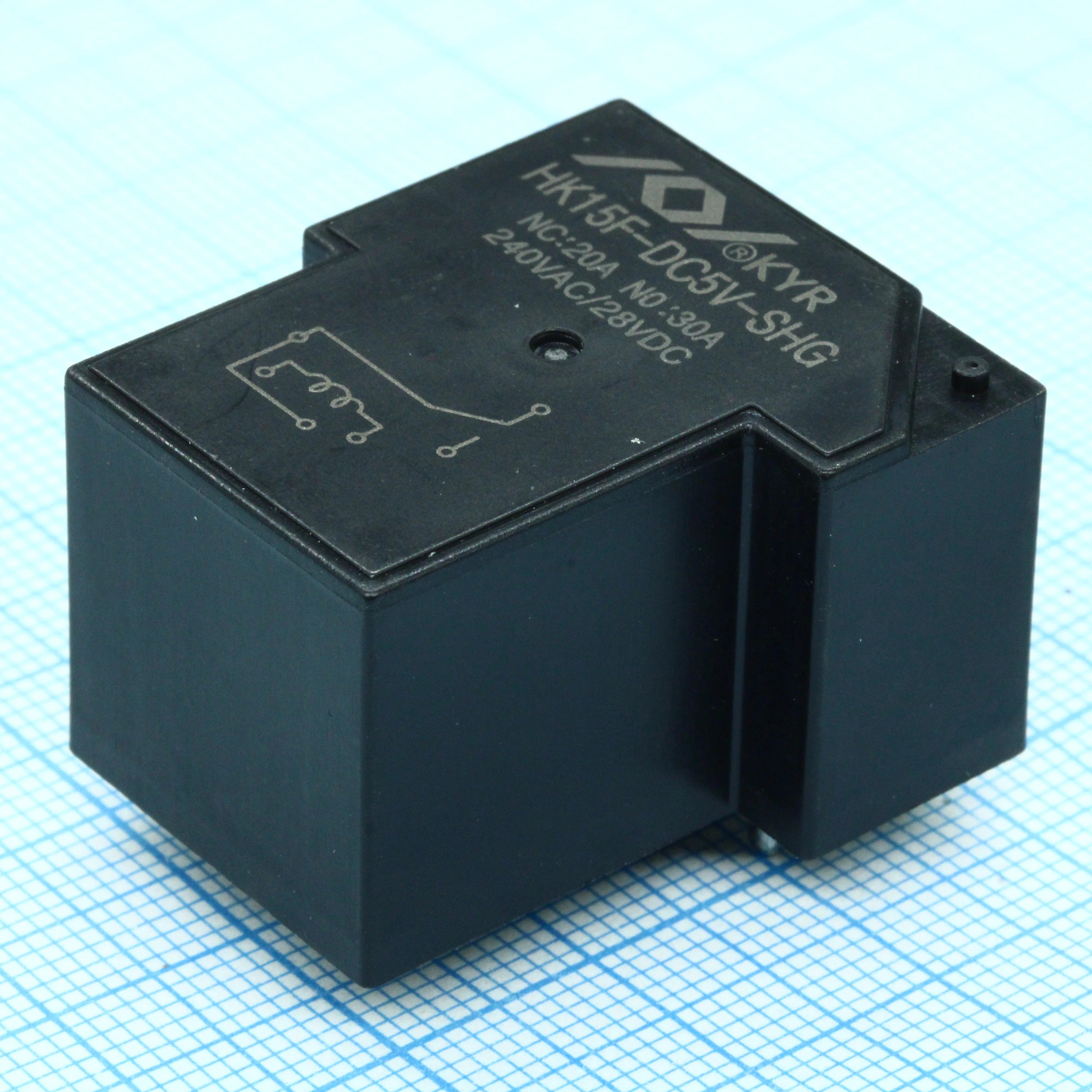 HK15F-DC5V-SHG - Реле силовое, 30А одна контактная группа-два направления катушка 5В 0.9Вт
