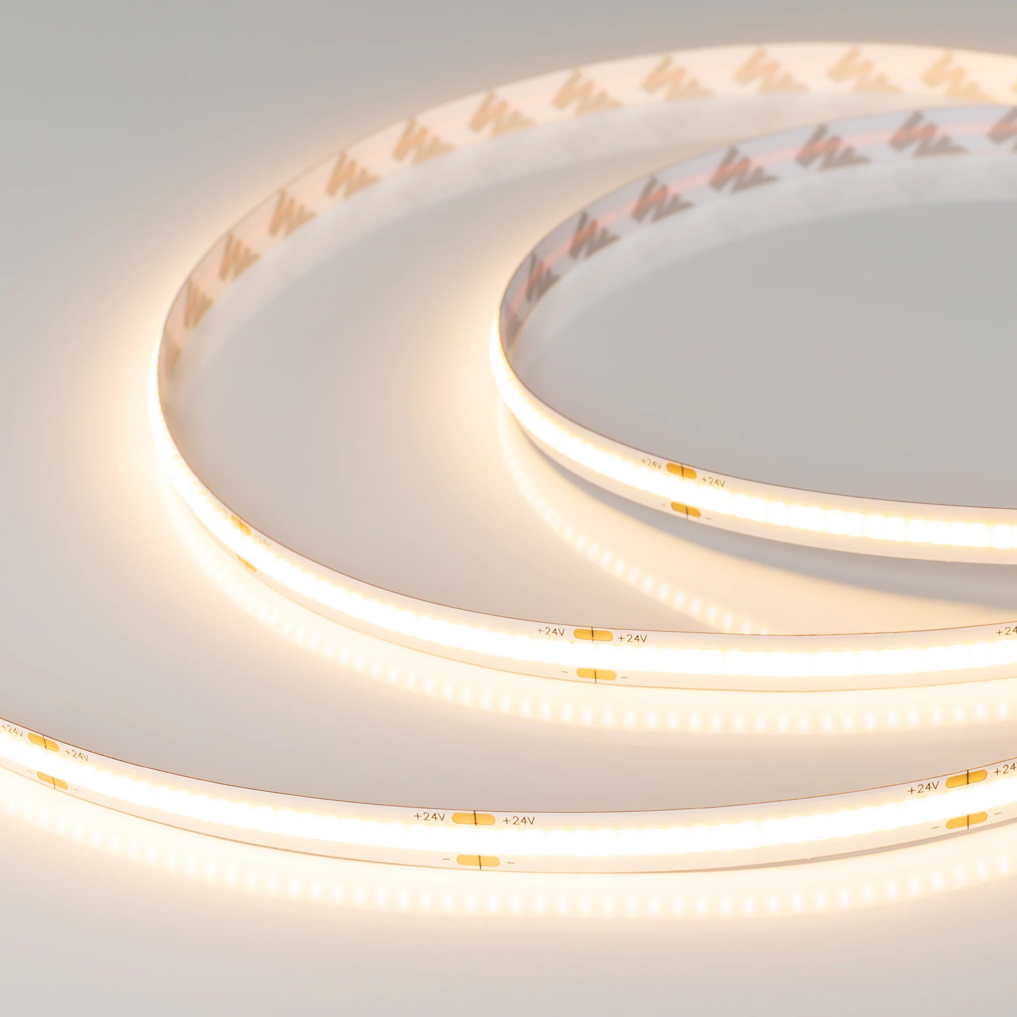 Лента COB-X378-8mm 24V Warm2700 (11.5 W/m, IP20, CSP, 5m) 031859(2) - Лента COB сплошной засветки без видимых светодиодов. Светодиоды CSP 378 шт/м. Цвет свечения ТЕПЛЫЙ 2700K, высокий индекс цветопередачи CRI>90, световой поток 790 лм/м, угол 170°. Мощнос