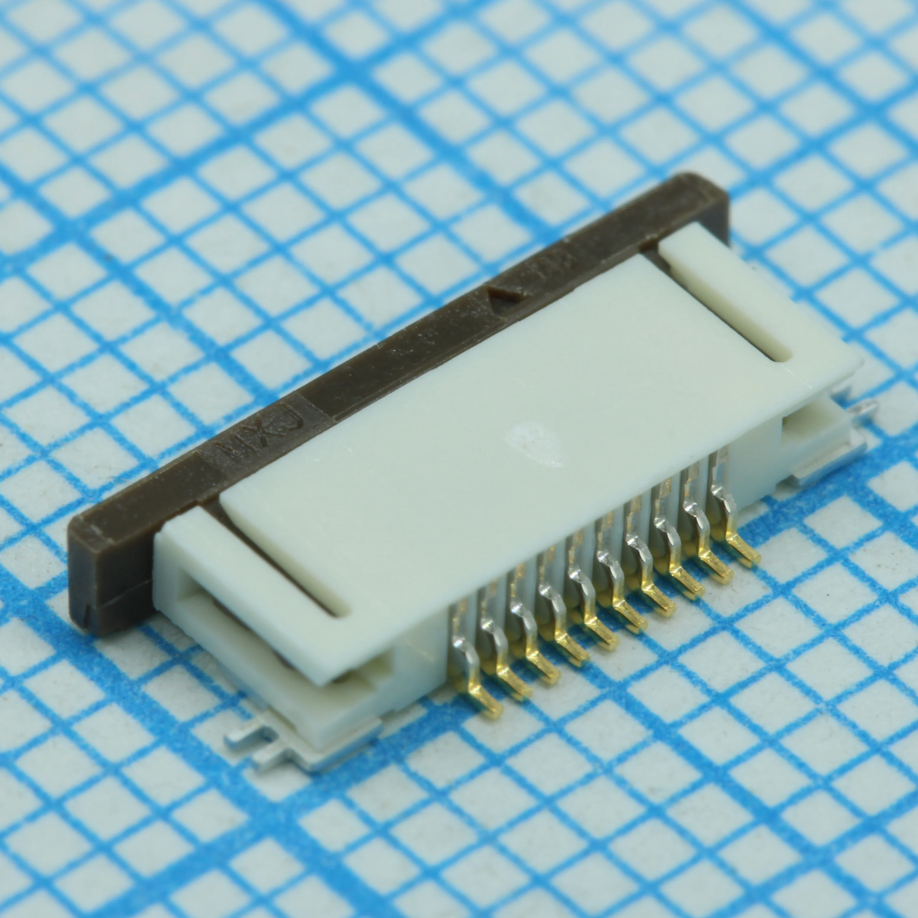 527461071 - Соединитель FFC/FPC 10 контактов шаг 0.5мм угловой SMD серия Easy-On™ лента на катушке