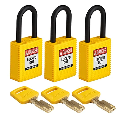 gws150290 - Замки SafeKey нейлоновые с пластиковой дужкой, высота дужки – 38 мм, диаметр дужки – 6.4 мм, нейлоновый корпус, размеры корпуса – 46х38х19 мм, система "Одинаковые ключи", цвет – желтый, 3 шт/упак