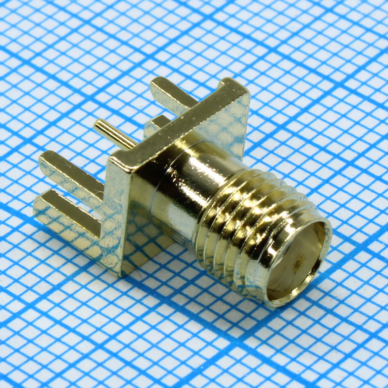 DS1158-03-01SVCWCT - Разъем SMA, поверхностный монтаж