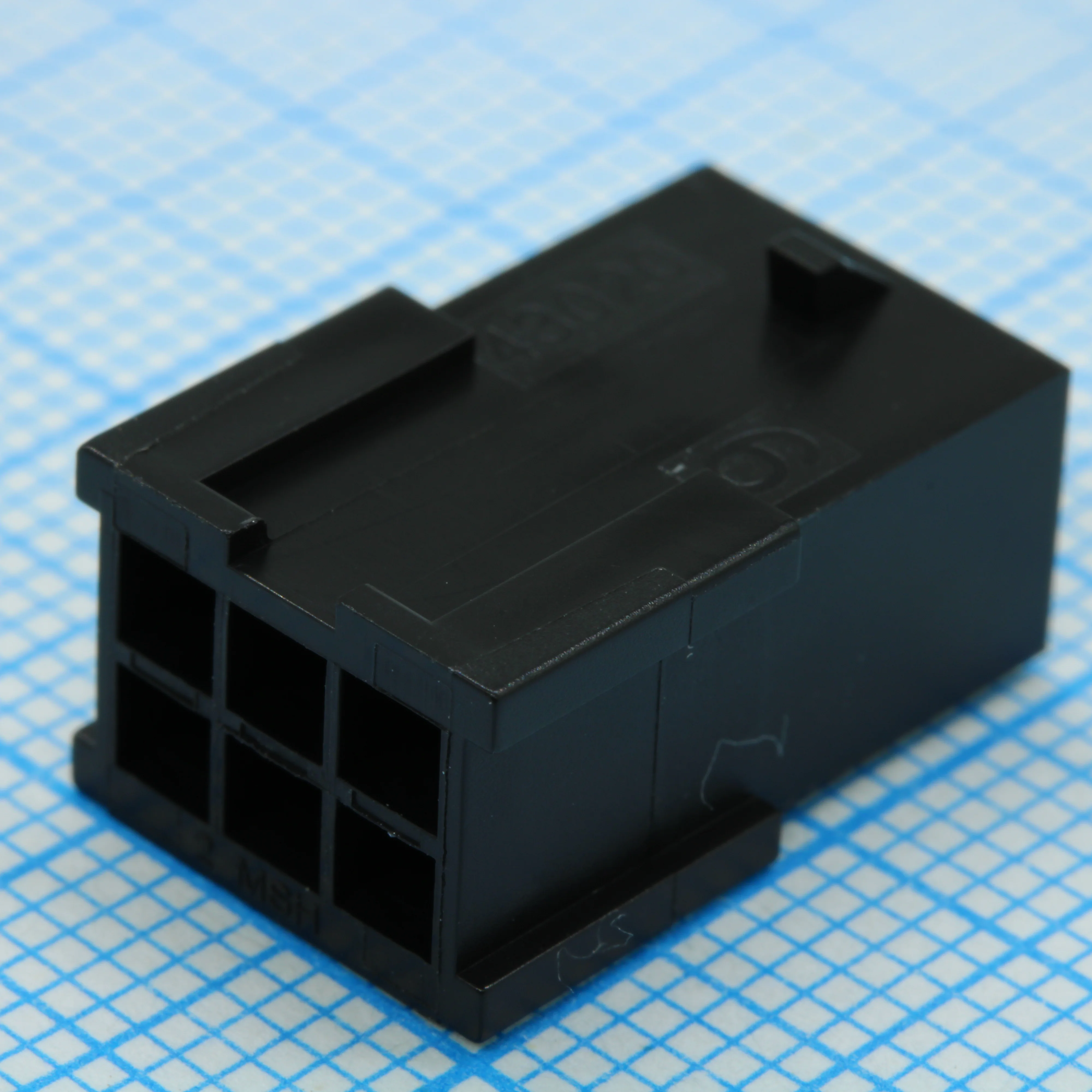 430200601 - Корпус разъема вилка 6 контакт(ов) 3мм обжим кабеля Micro-Fit 3.0ї пакет