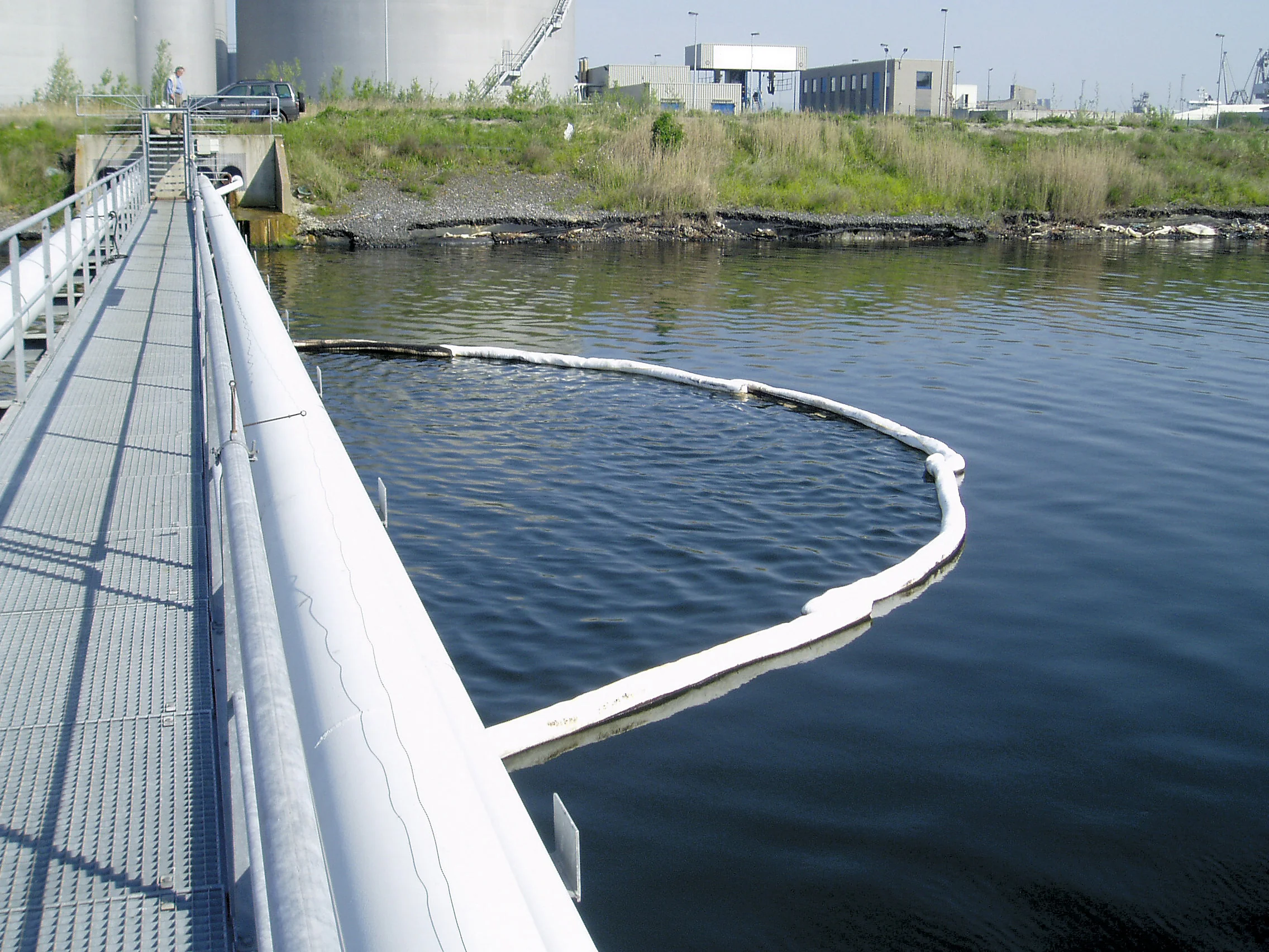 spc813770 - SPC516 Впитывающий бон премиум-класса для сбора нефтеразливов, диам. 13 см x 5 м Стандартной емкости. Упак 2 шт на 98 л