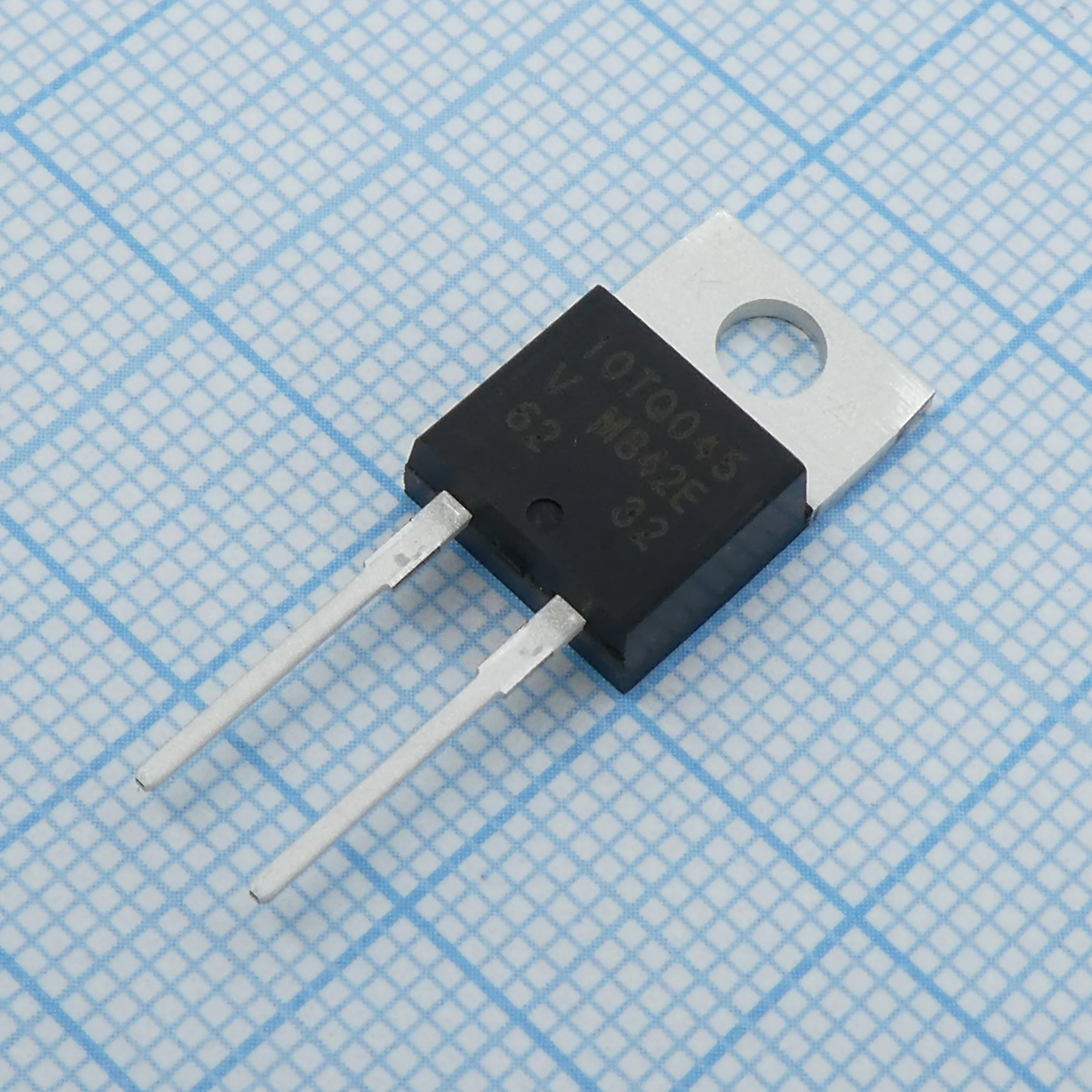 VS-10TQ045-M3 - Диод Шоттки 45В 10А