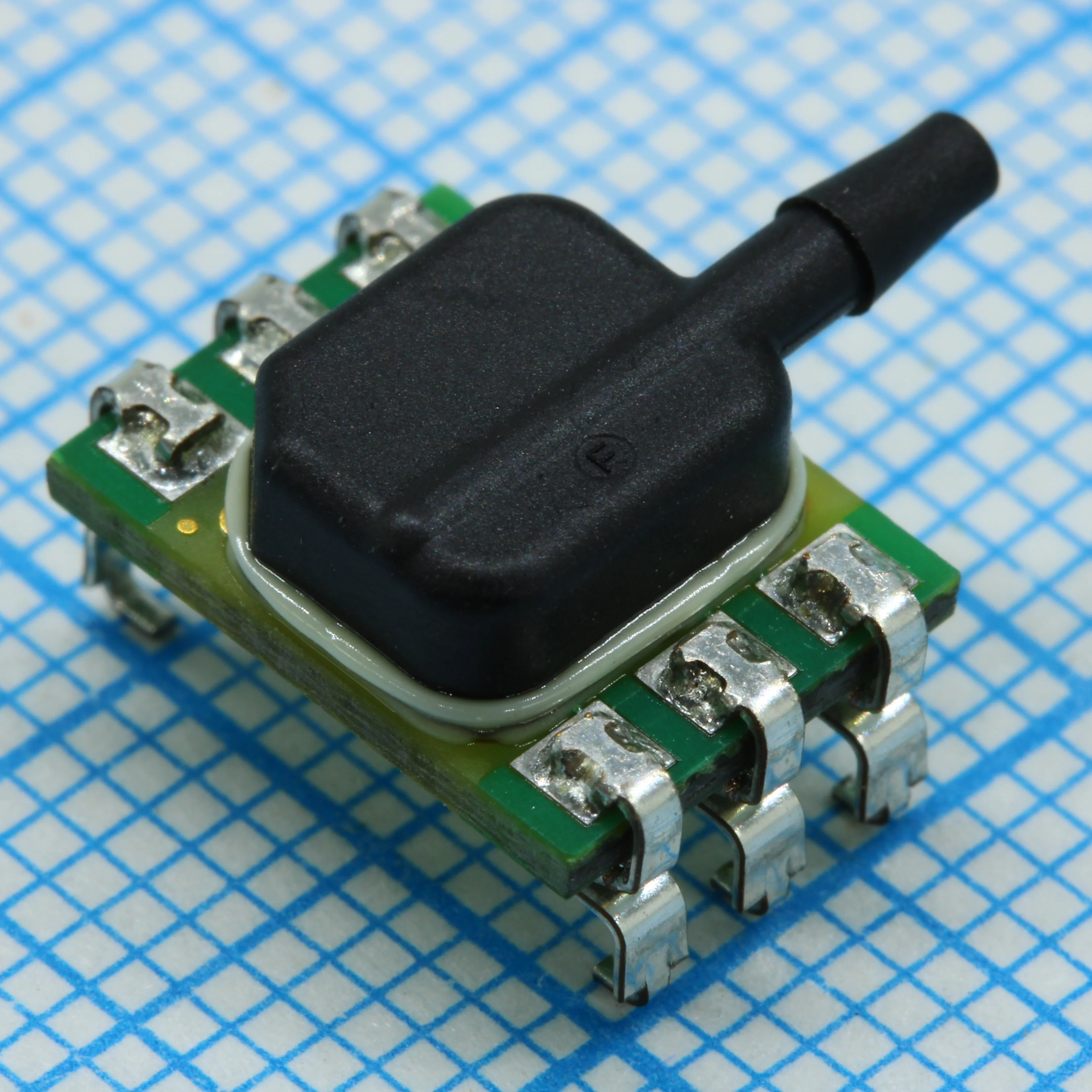 ABP2MRNT001BG2A3XX - Датчик давления монтаж на плату 0Бар...1Бар манометр 6-Pin SMD-модуль лента на катушке/туба