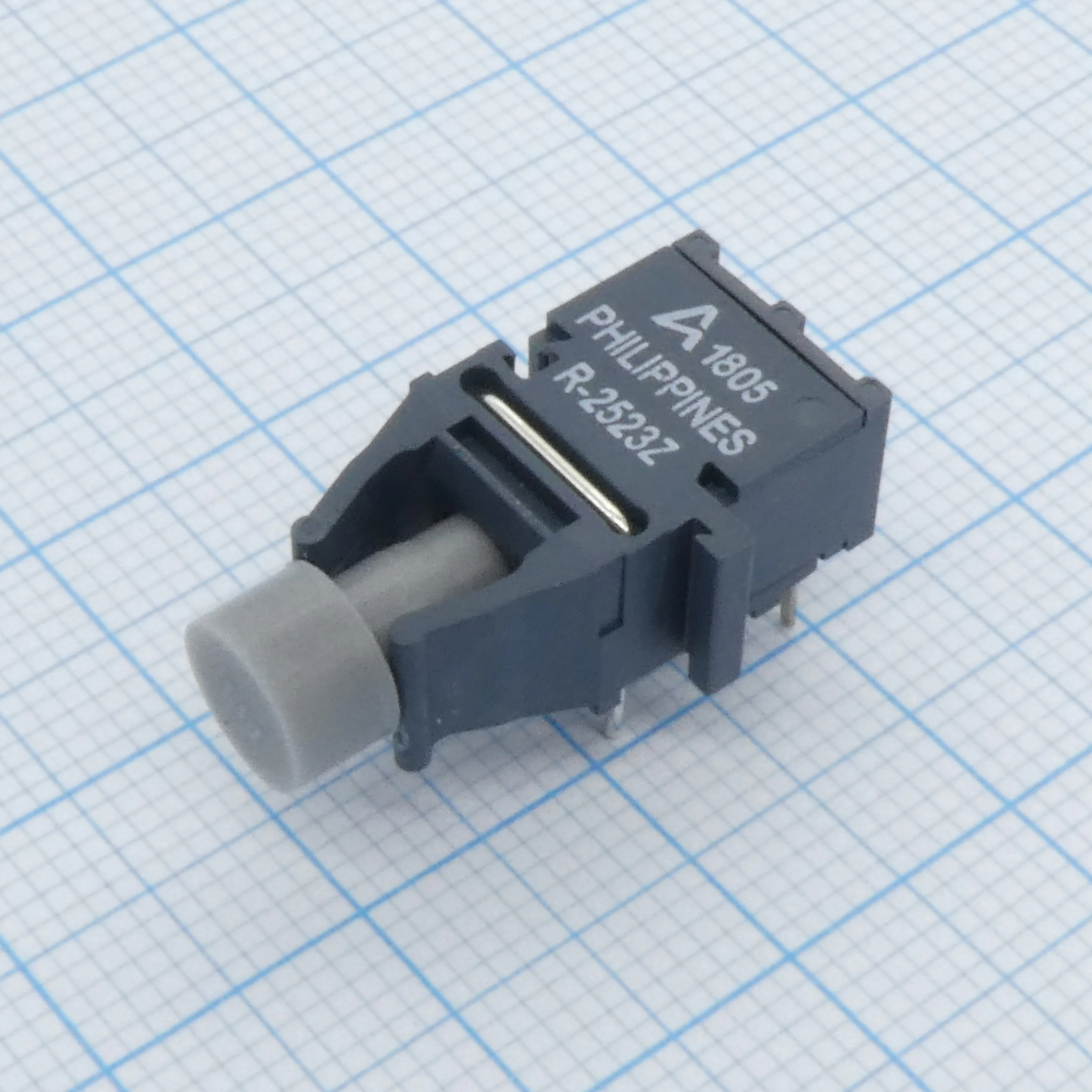 HFBR-2523Z - Оптоволоконный приёмник 40 kБод; 660 Нм; -40...+85С