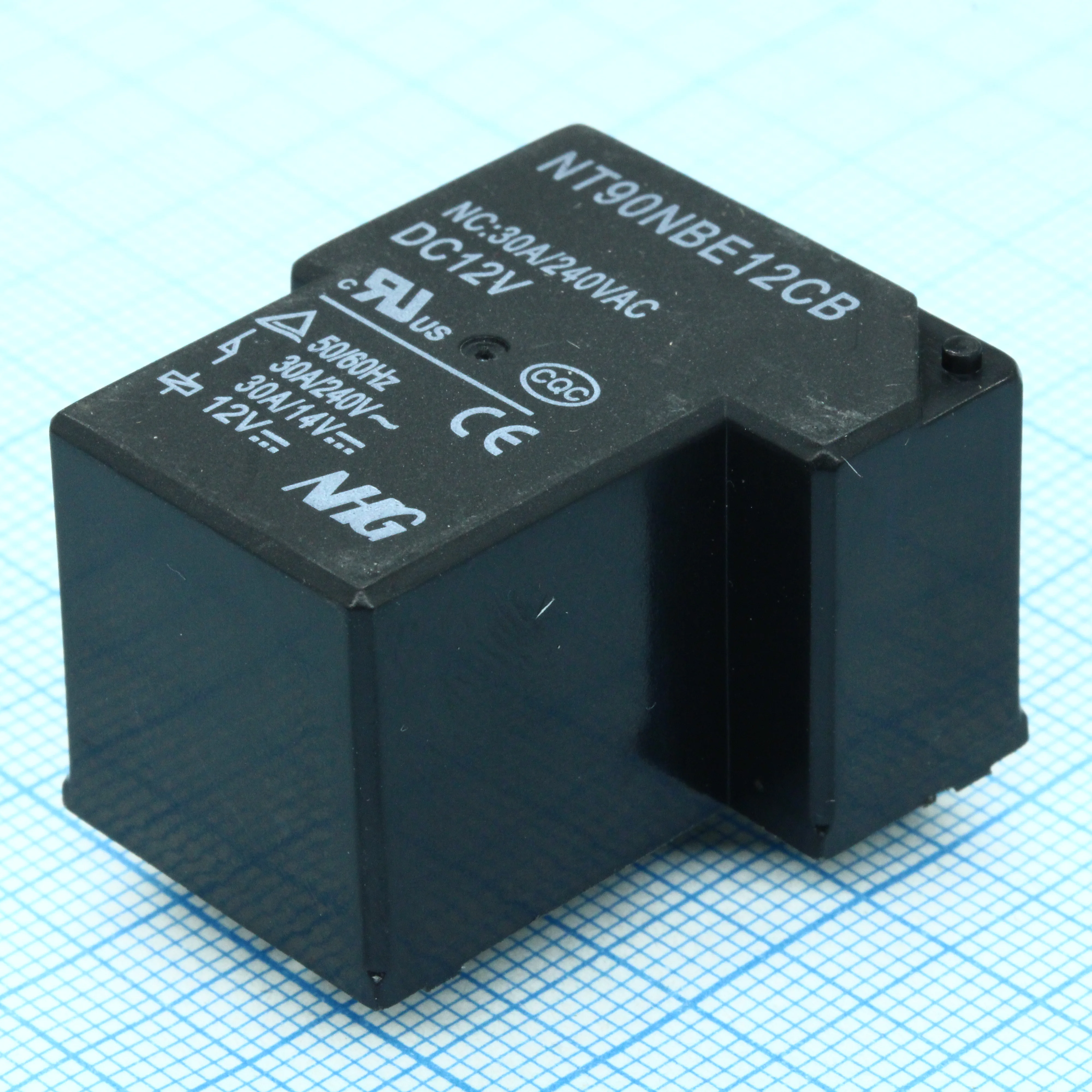 NT90-N-B-E-DC12V-C-B-0.9 - Реле силовое, 40А одна контактная группа на размыкание 12В 0.9Вт