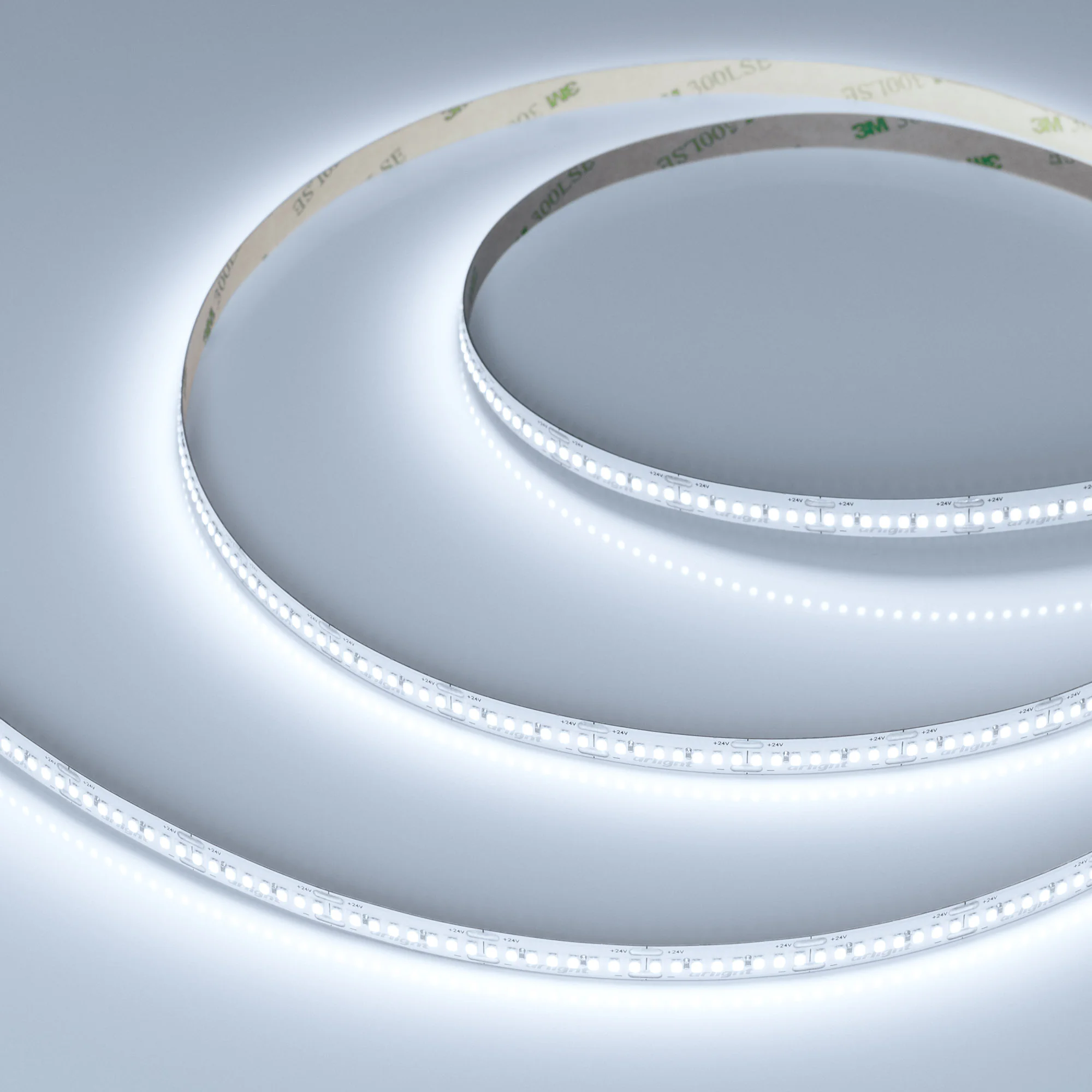 Лента MICROLED-M320-8mm 24V White6000 (8 W/m, IP20, 2216, 5m) 047861 - Светодиодная лента MICROLED-M320, открытая IP20. Светодиоды 2216, 320 шт/м (1600 шт на 5м), белая плата, скотч 3M. Цвет БЕЛЫЙ 6000K, цветопередача CRI>90, угол 120°. Питание 24 В, мощн