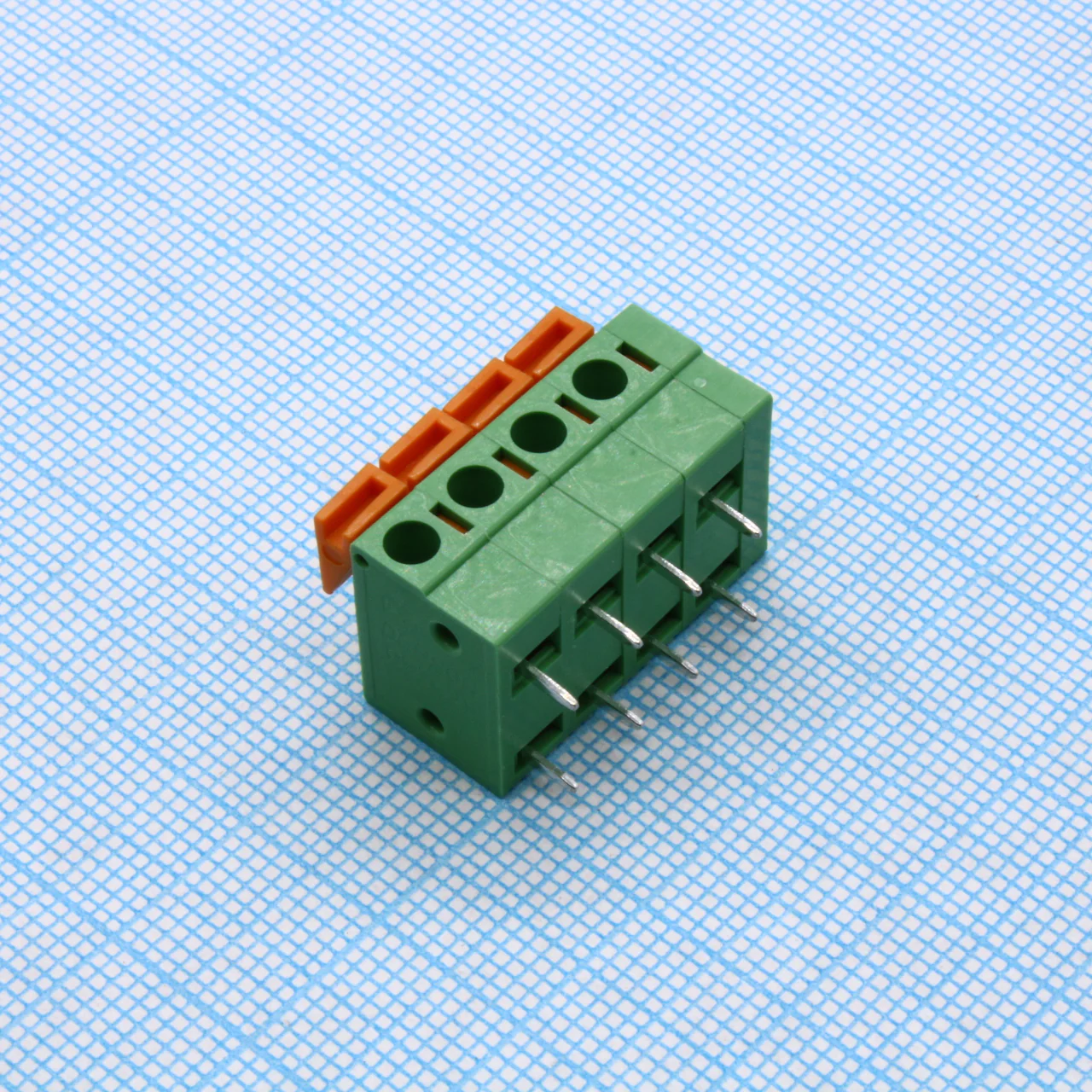 DG142R-5.08-04P-14-00A(H) - Нажимной безвинтовой клеммный блок 4 контакта. Зажим типа торцевой контакт. Серия DG142R-5.08