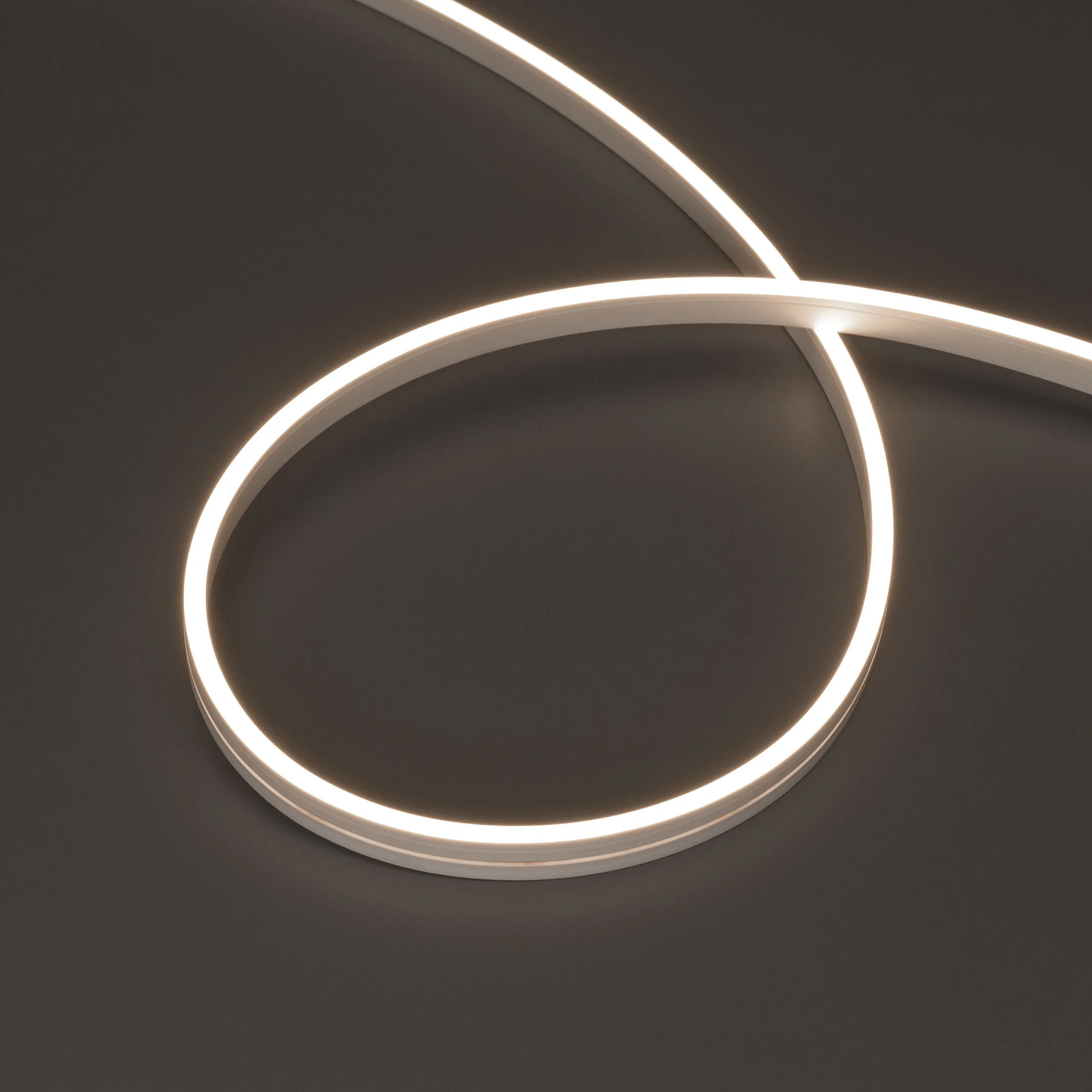 Лента герметичная MOONLIGHT-SIDE-M384-4x10mm 24V White-MIX (7.2 W/m, IP65, 5m, wire x1) 038316 - Гибкая герметичная лента (неон серии MOONLIGHT), сечение 4?10 мм. Светодиоды SMD 2216 384 шт/м. Цвет свечения MIX (2300K-4000K), индекс цветопередачи CRI>90, 