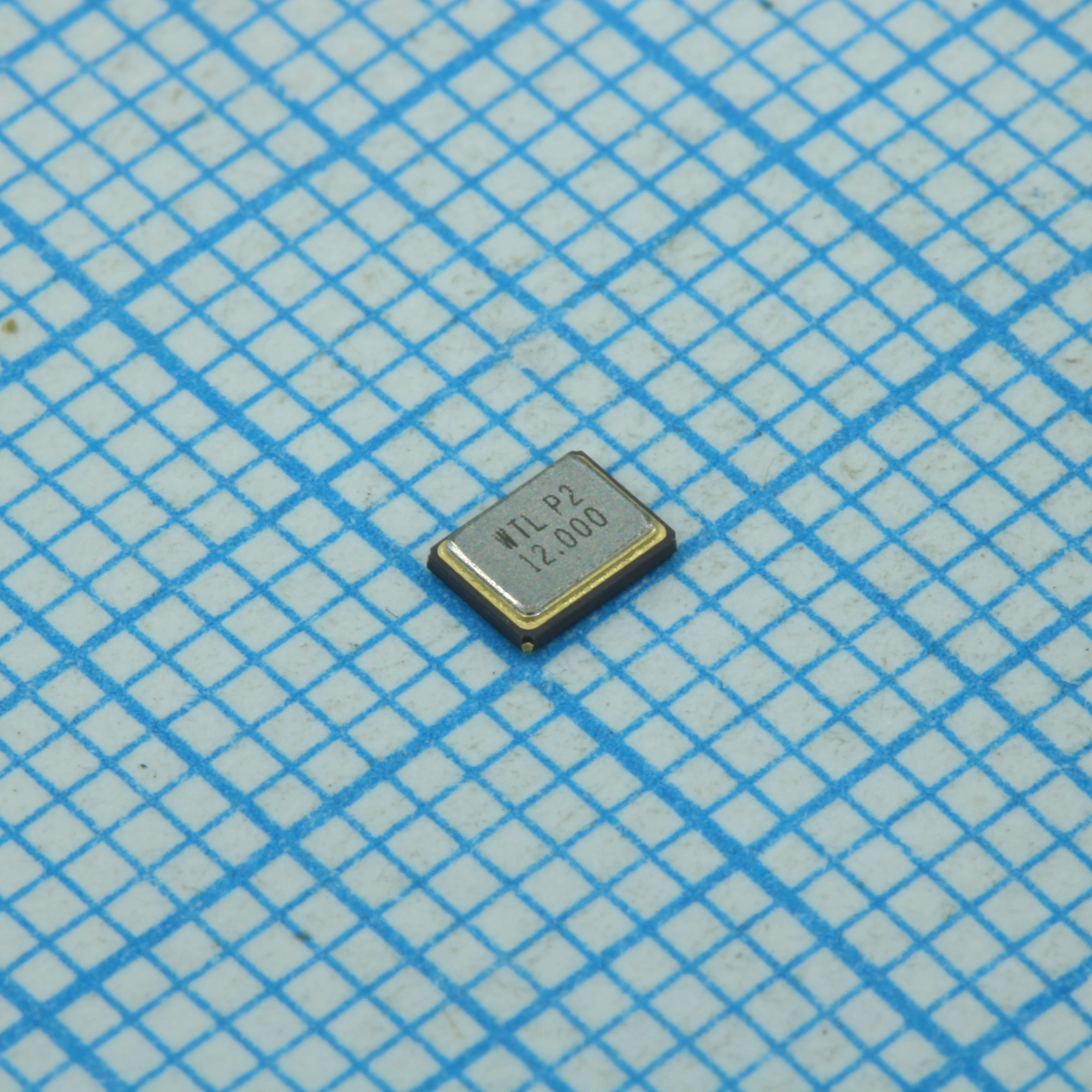WTL3M85409FO - Резонатор кварцевый 12МГц, 10PPM при 25°C, 20PPM при -40°С+85°C, 80Ом, 12пФ