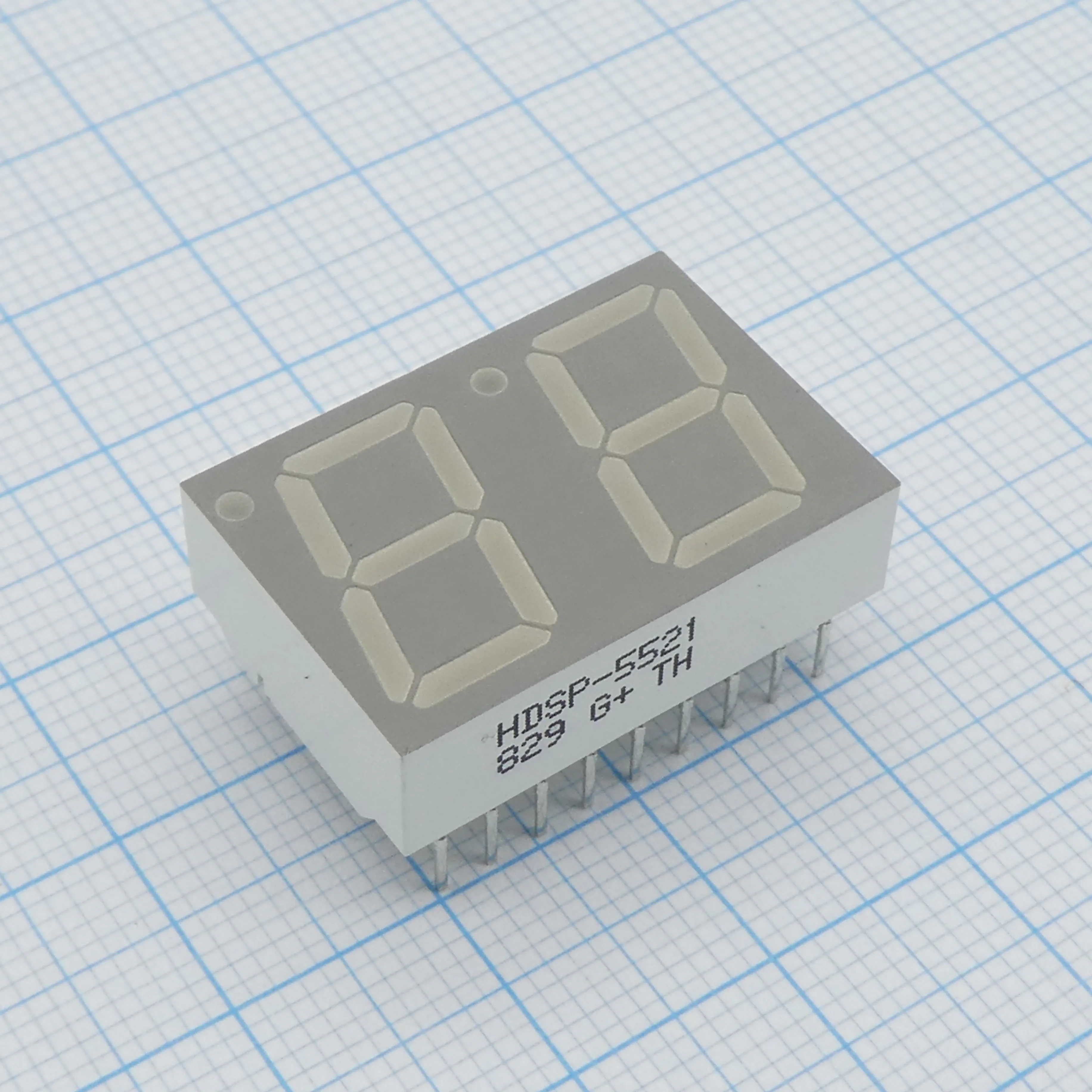 HDSP-5521 - 2-х разрядный индикатор 14,2мм/красный/626нм/2,8мкд/ОА