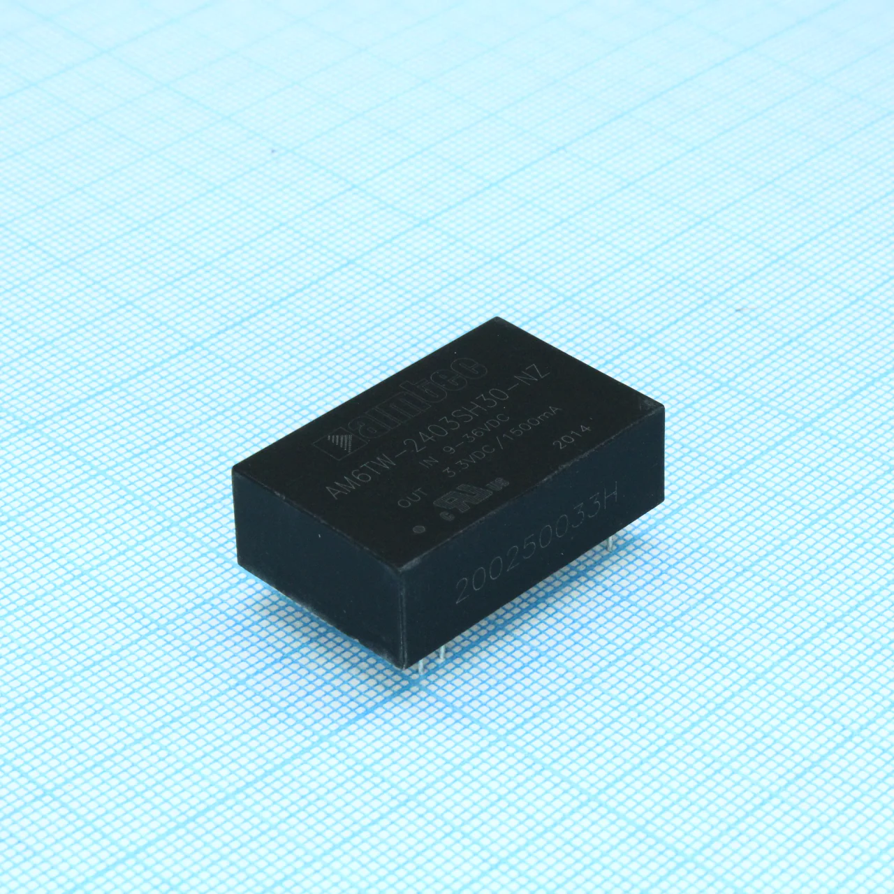 AM6TW-2403SH30-NZ - DC/DC, 6Вт, вход 9…36В, выход 3.3В/1.5А, изоляция 3000В DC, КПД 79%, максимальная емкостная нагрузка не более 2200мкФ, DIP24, 31.6x20.3x10.2мм, -40…85°C, пластик