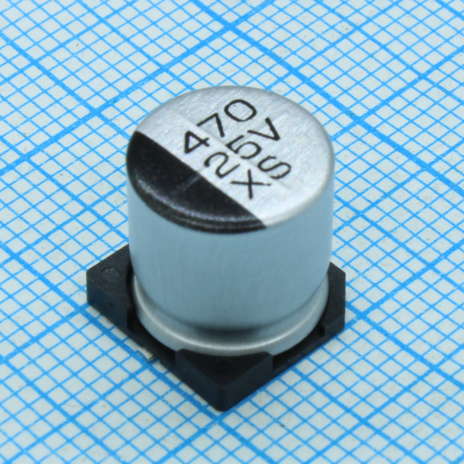 TS13C01E471MKT000R - Конденсатор алюминиевый электролитический SMD 470мкФ 25В ±20% (10 X 10.5мм) 280мА 2000час 85°С лента на катушке