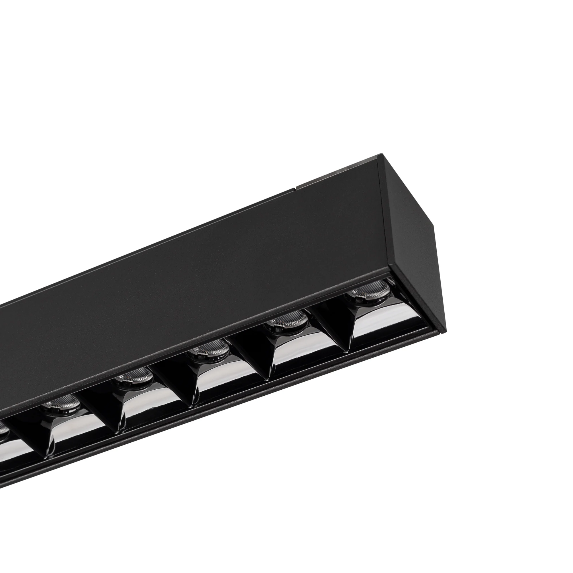 Светильник MAG-LASER-45-L480-27W Warm3000 (BK, 36 deg, 24V) 032648 - Светильник для магнитных треков шириной 45мм, 27Вт. Цвет свечения ТЕПЛЫЙ 3000K, световой поток 1680лм, угол 36°, CRI>90. Корпус прямоугольный, металл, цвет черный, IP20. Размеры LxWxH 48